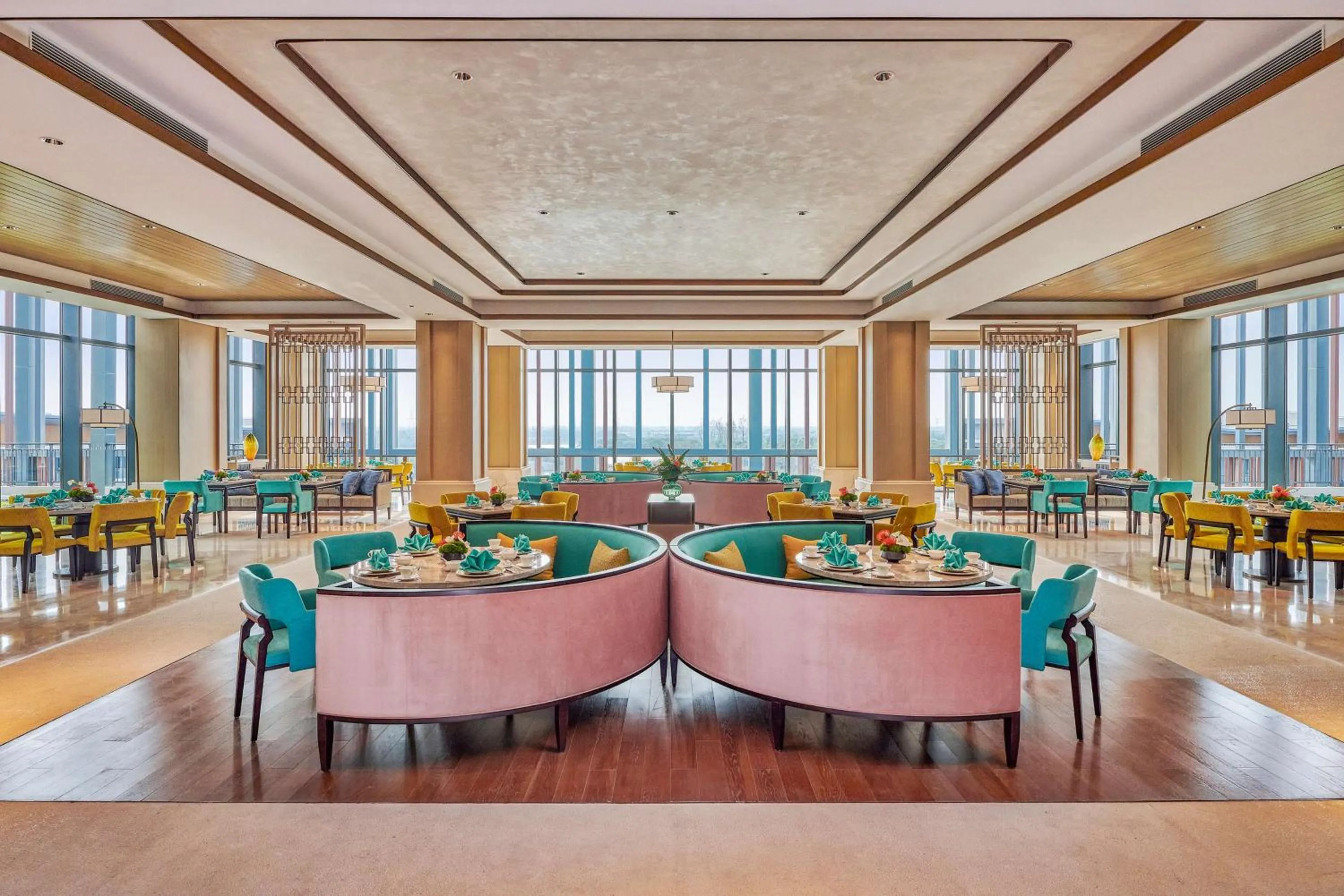 Restaurant/places to eat in Hilton Shanghai Fengxian