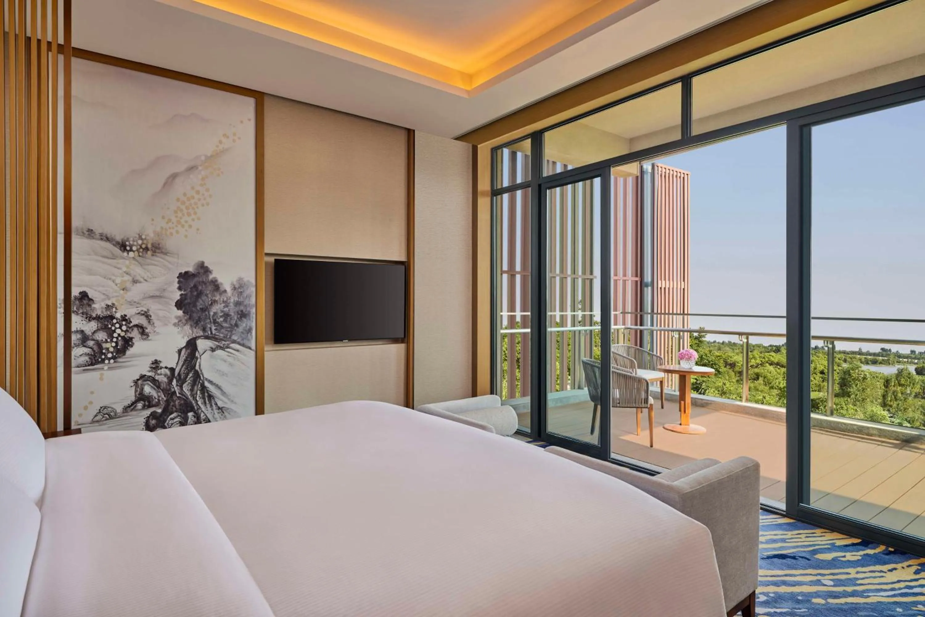View (from property/room), Bed in Hilton Shanghai Fengxian