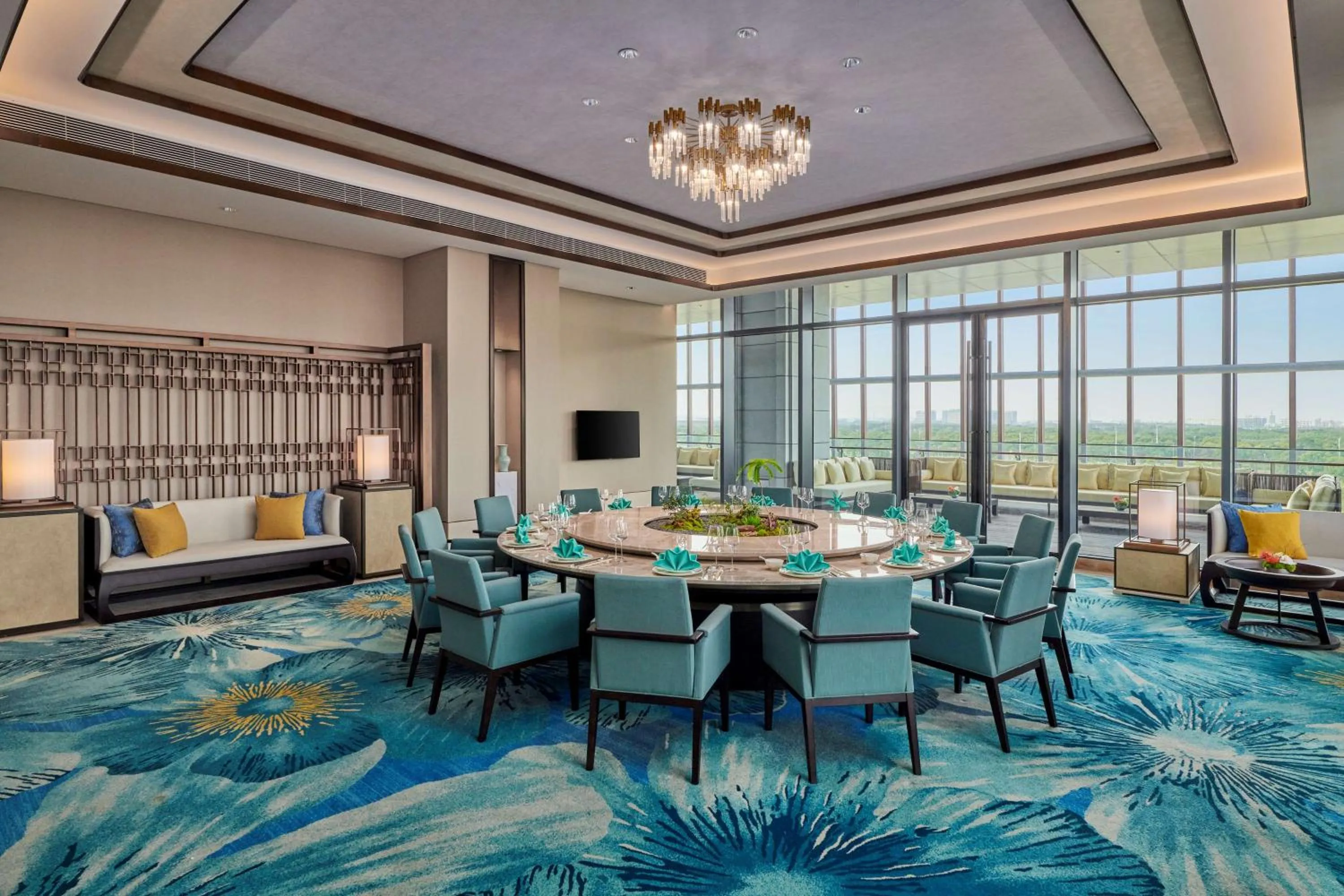 Restaurant/places to eat in Hilton Shanghai Fengxian