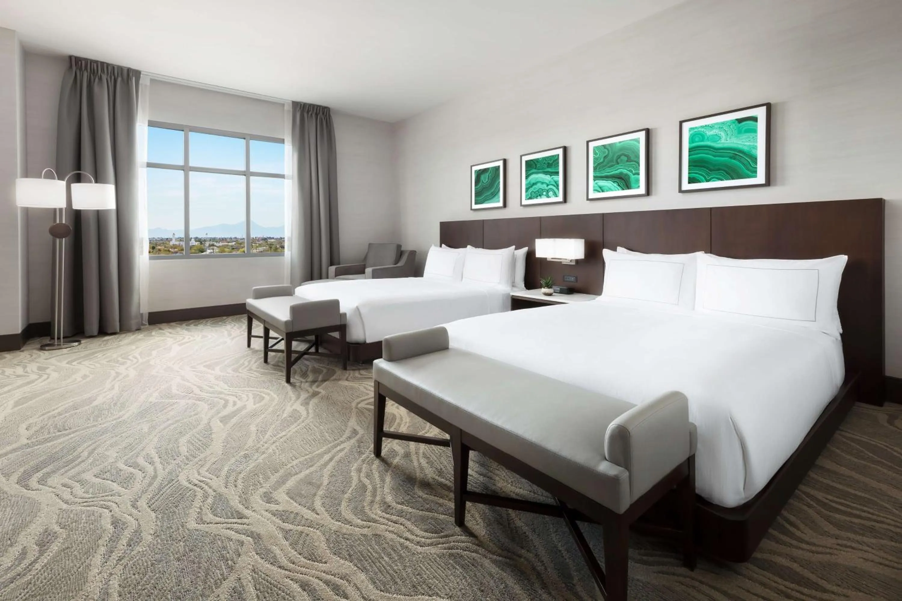 Bed in Doubletree By Hilton Tucson Downtown Convention Center