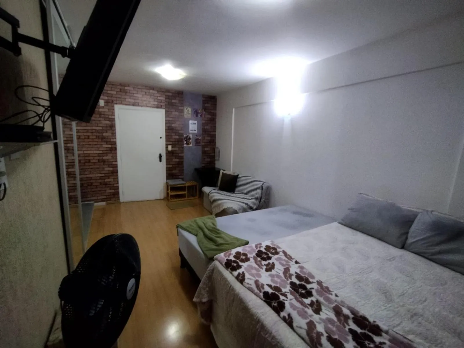 Bed in Palladium Apart Service