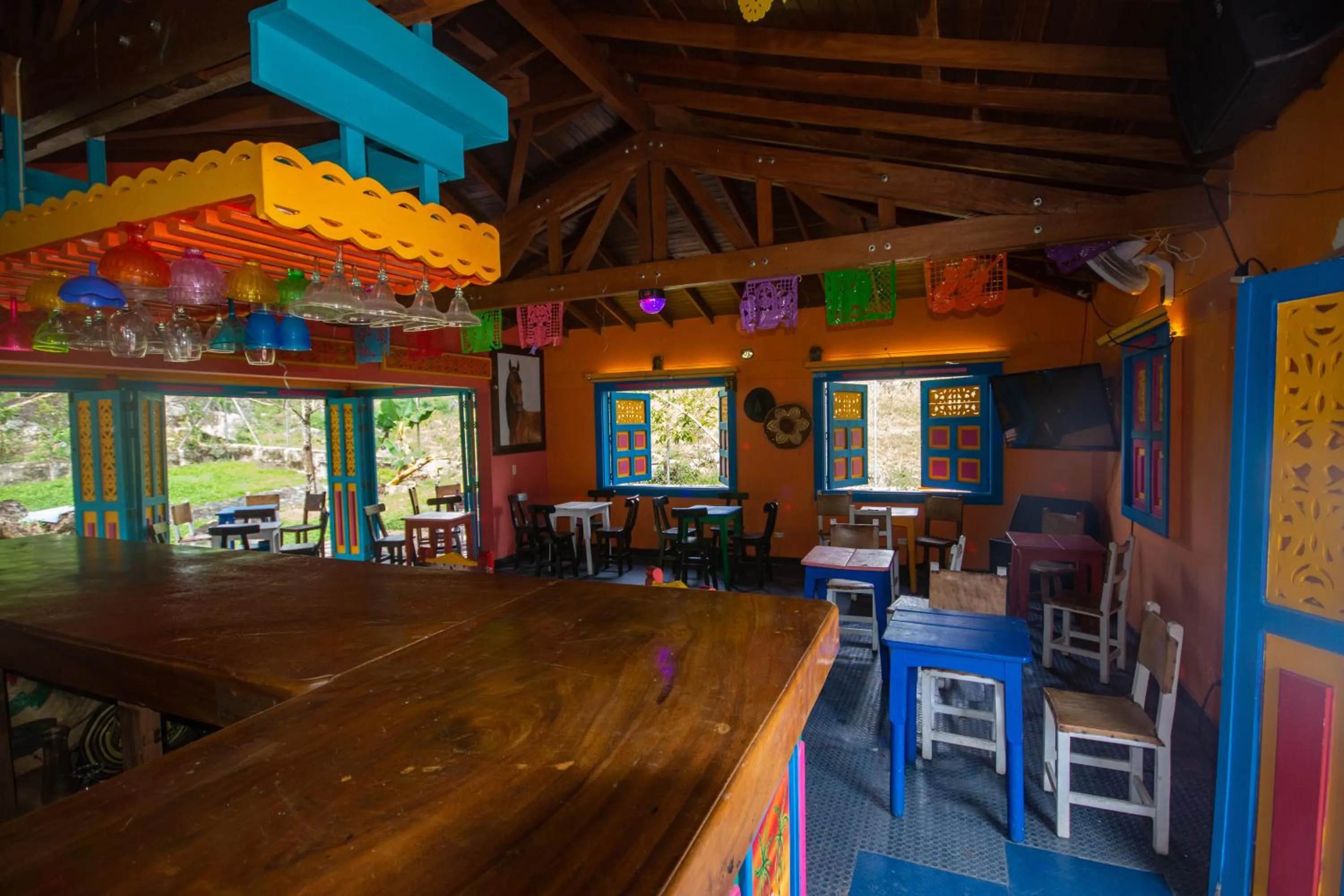 Restaurant/places to eat in Hotel Posada San Sebastian