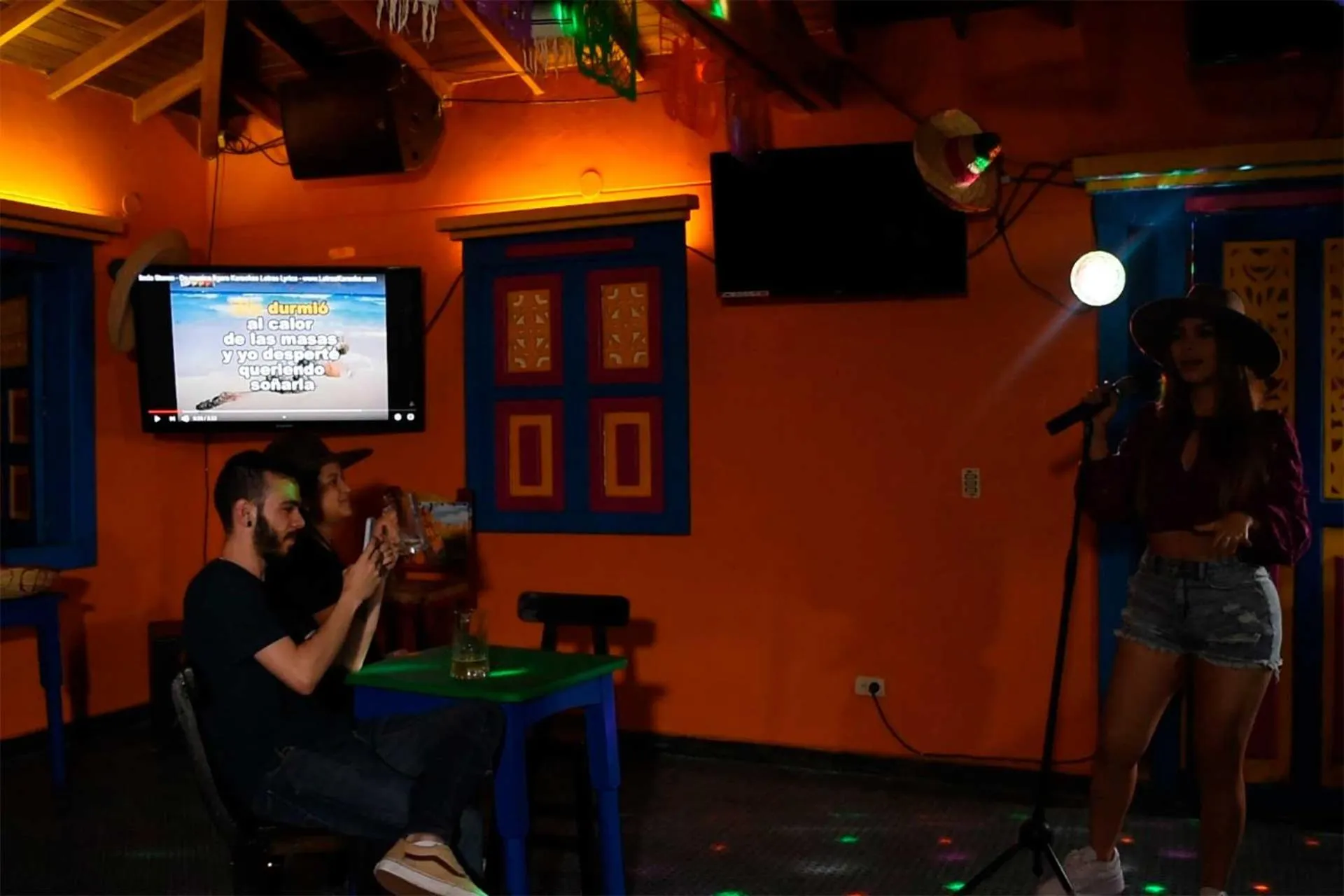 Evening entertainment in Hotel Posada San Sebastian