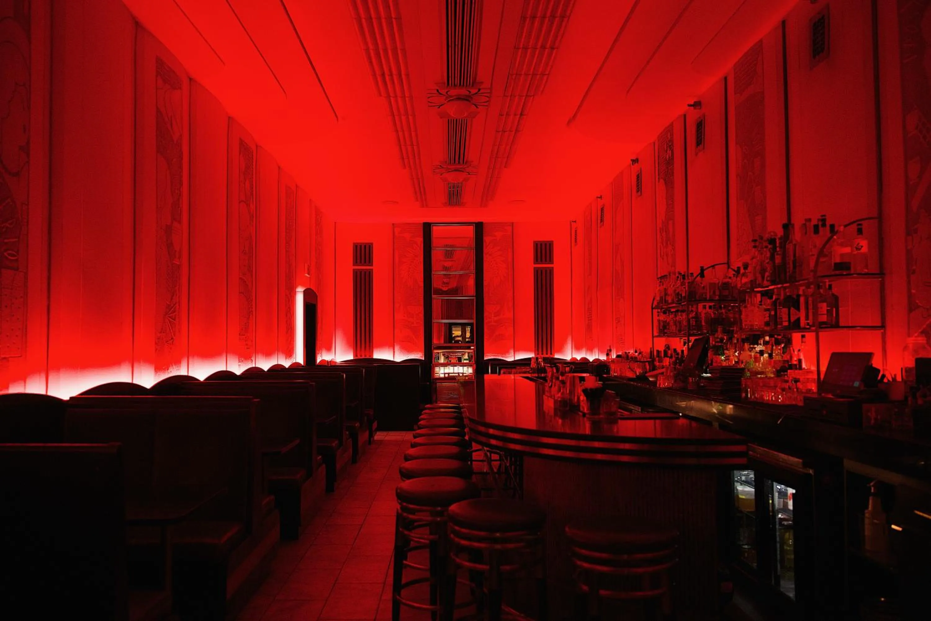 Restaurant/places to eat in The Oxford Hotel