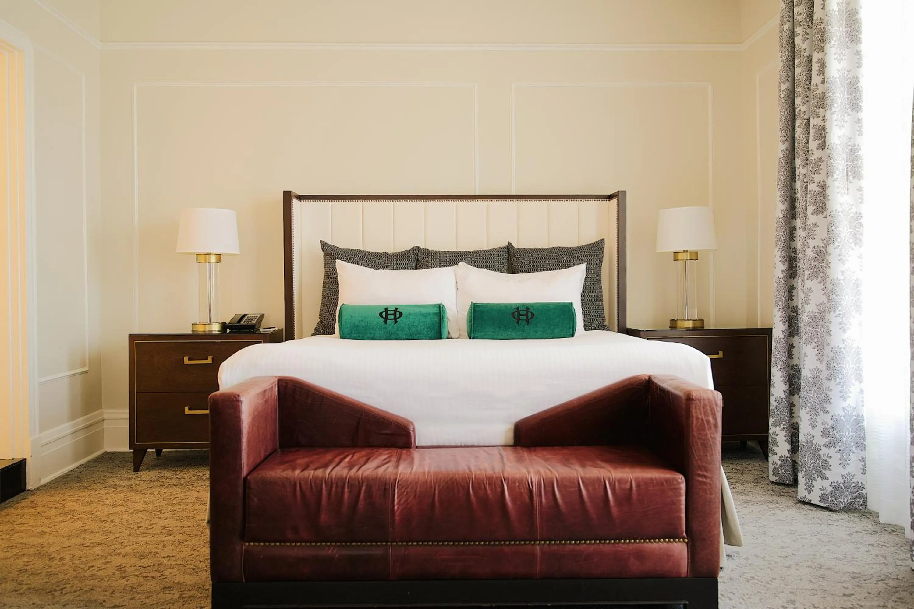 Bed in The Oxford Hotel