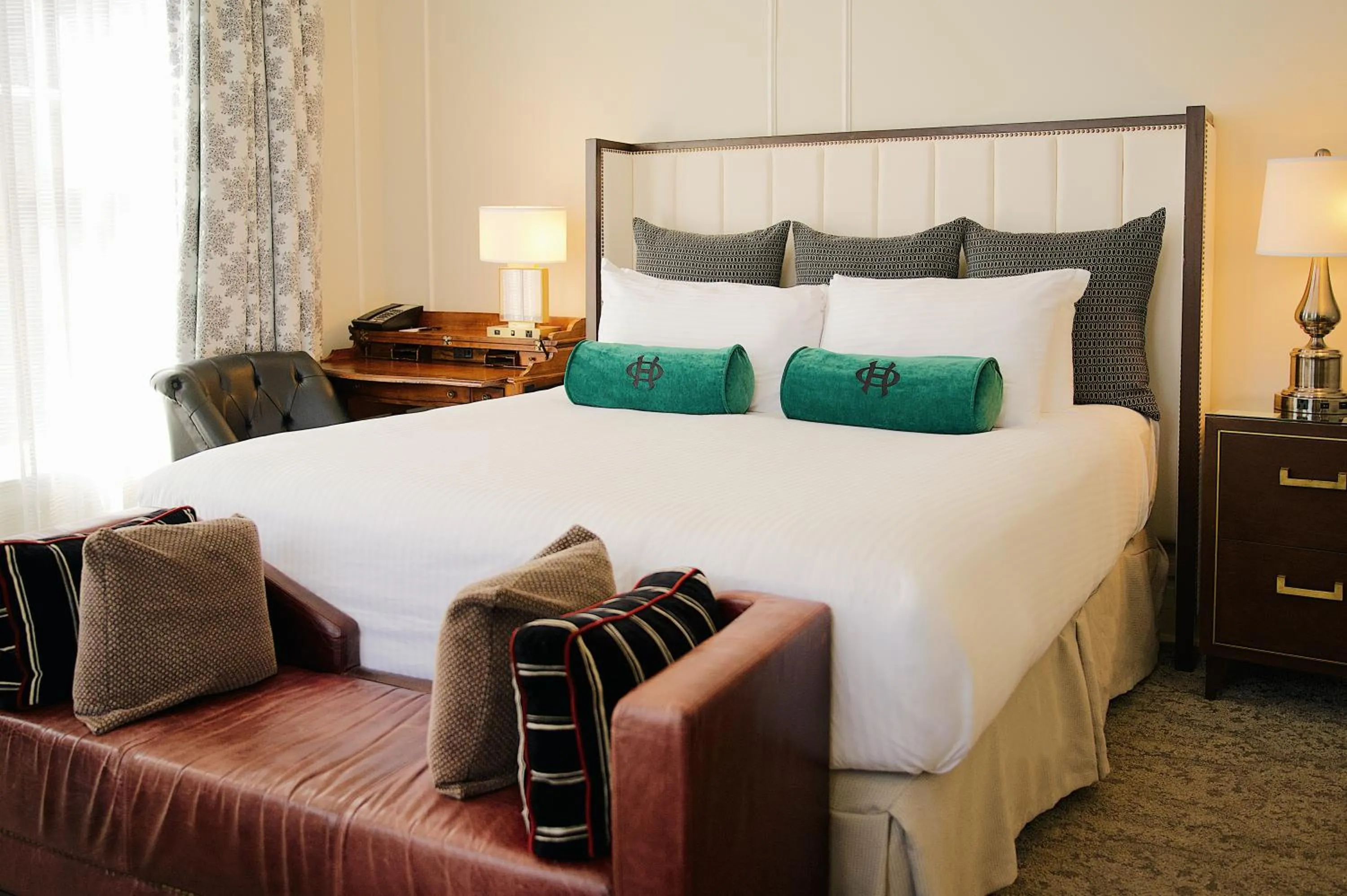 Bed in The Oxford Hotel