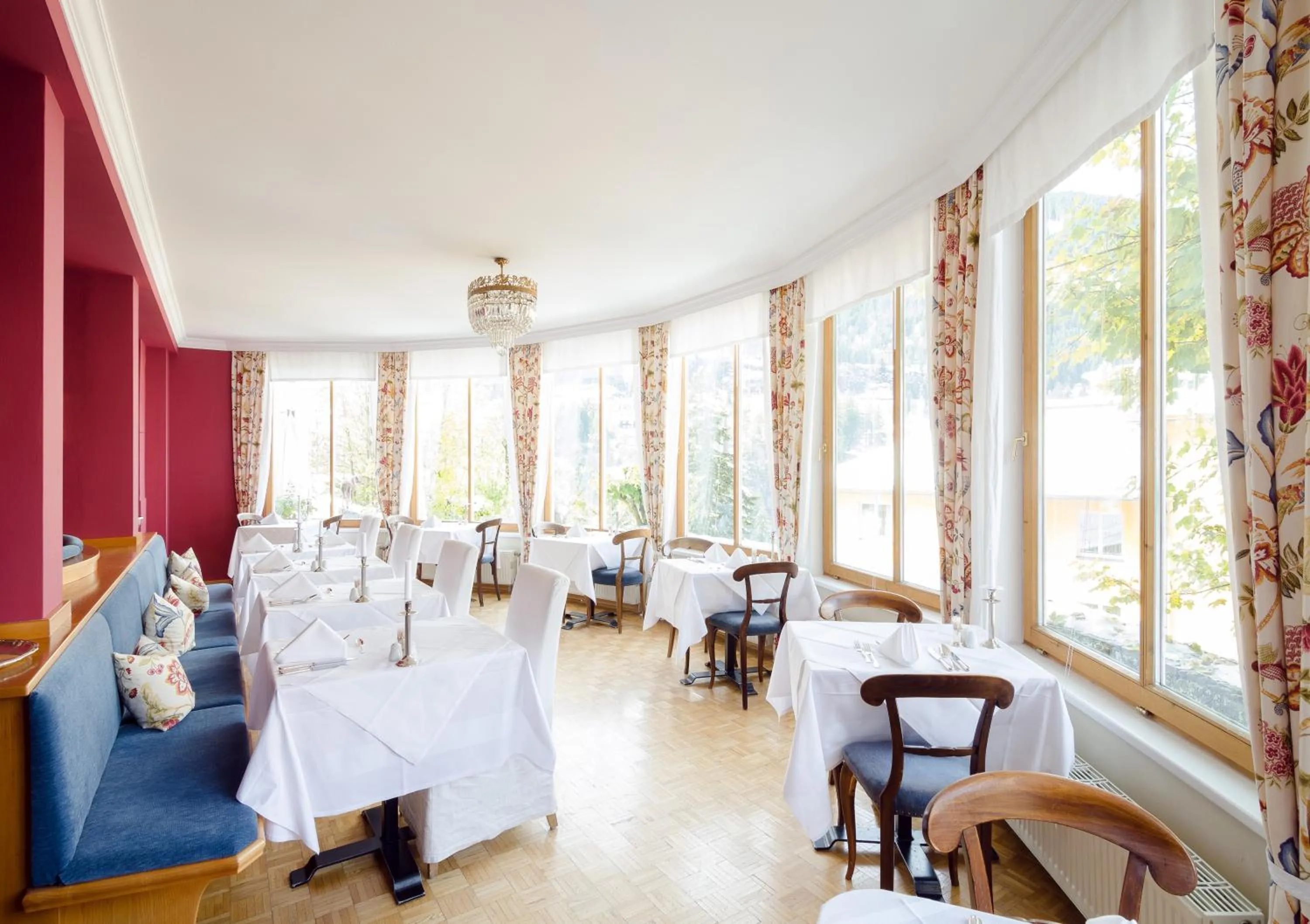 Restaurant/places to eat in Villa Excelsior Hotel & Kurhaus