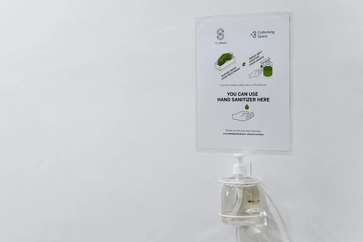 Logo/Certificate/Sign in Social Hub by TwoSpaces