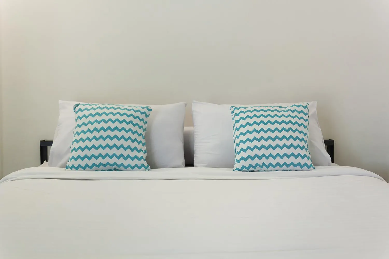 Bedroom, Bed in Social Hub by TwoSpaces