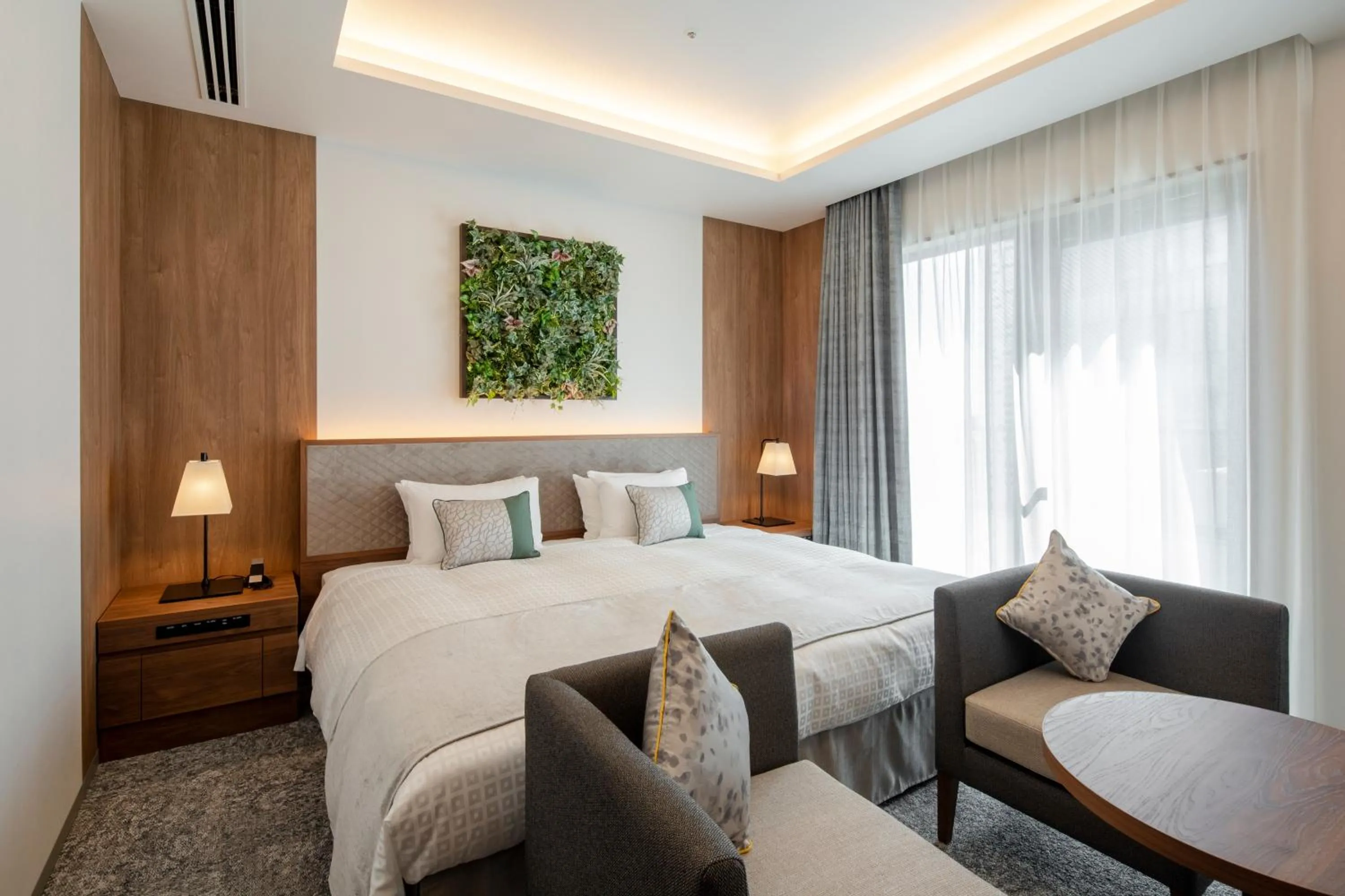 Garden view, Bed in Tokyu Stay Shinjuku Eastside