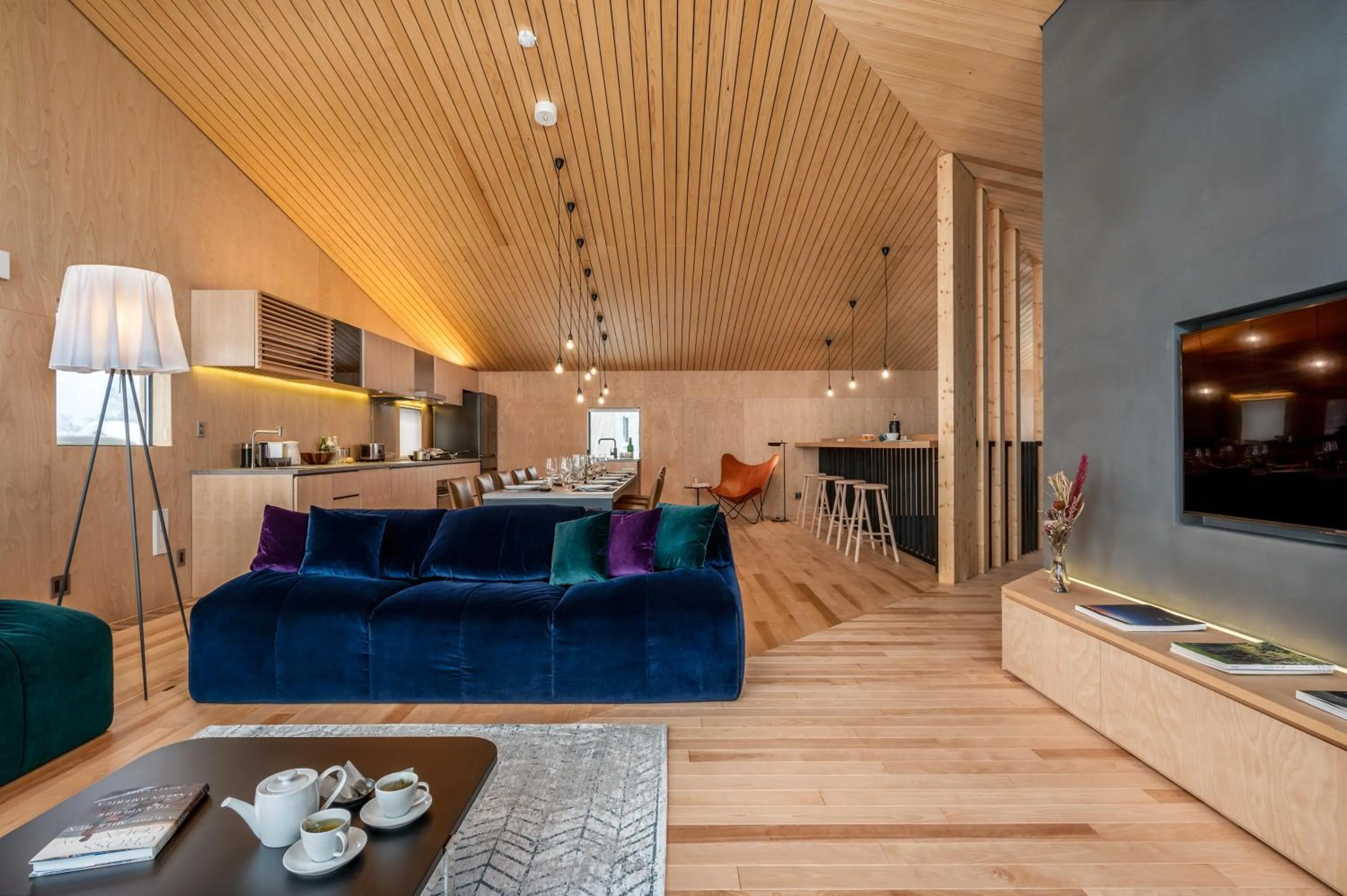 Living room in Foxwood B by H2 Life