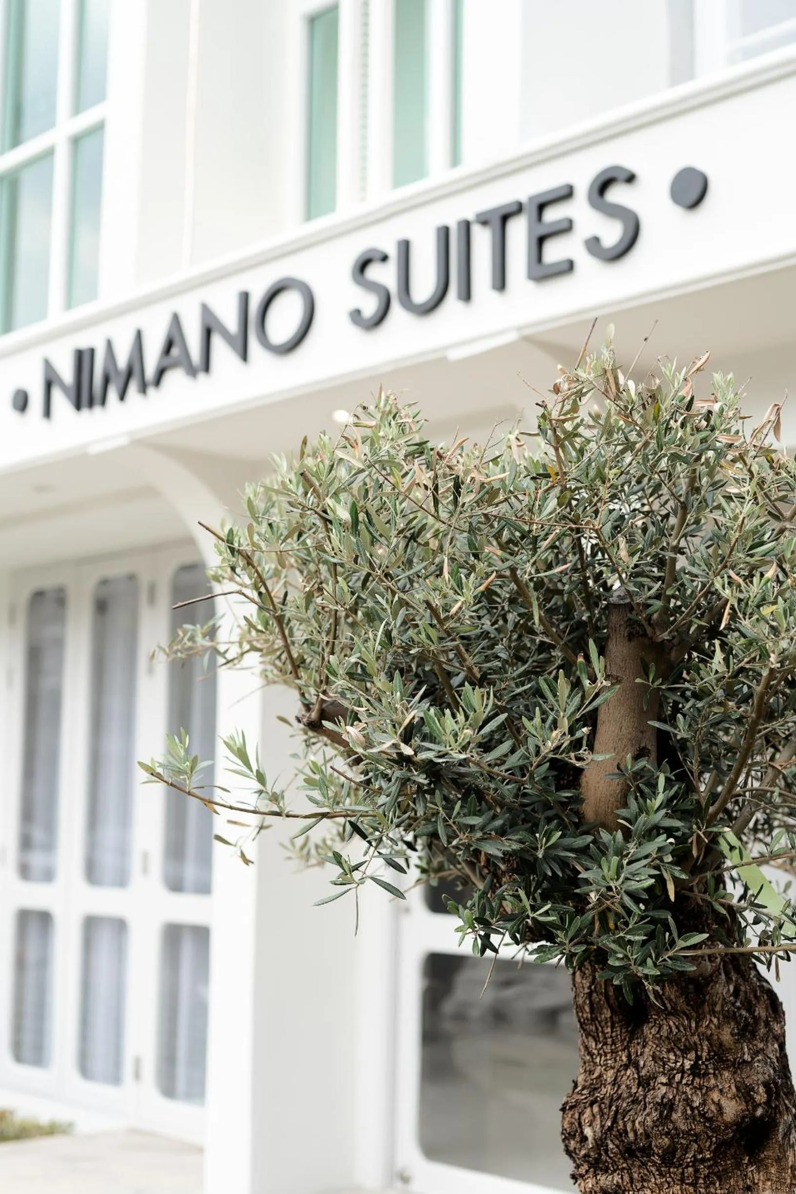 Facade/entrance in NIMANO SUITES