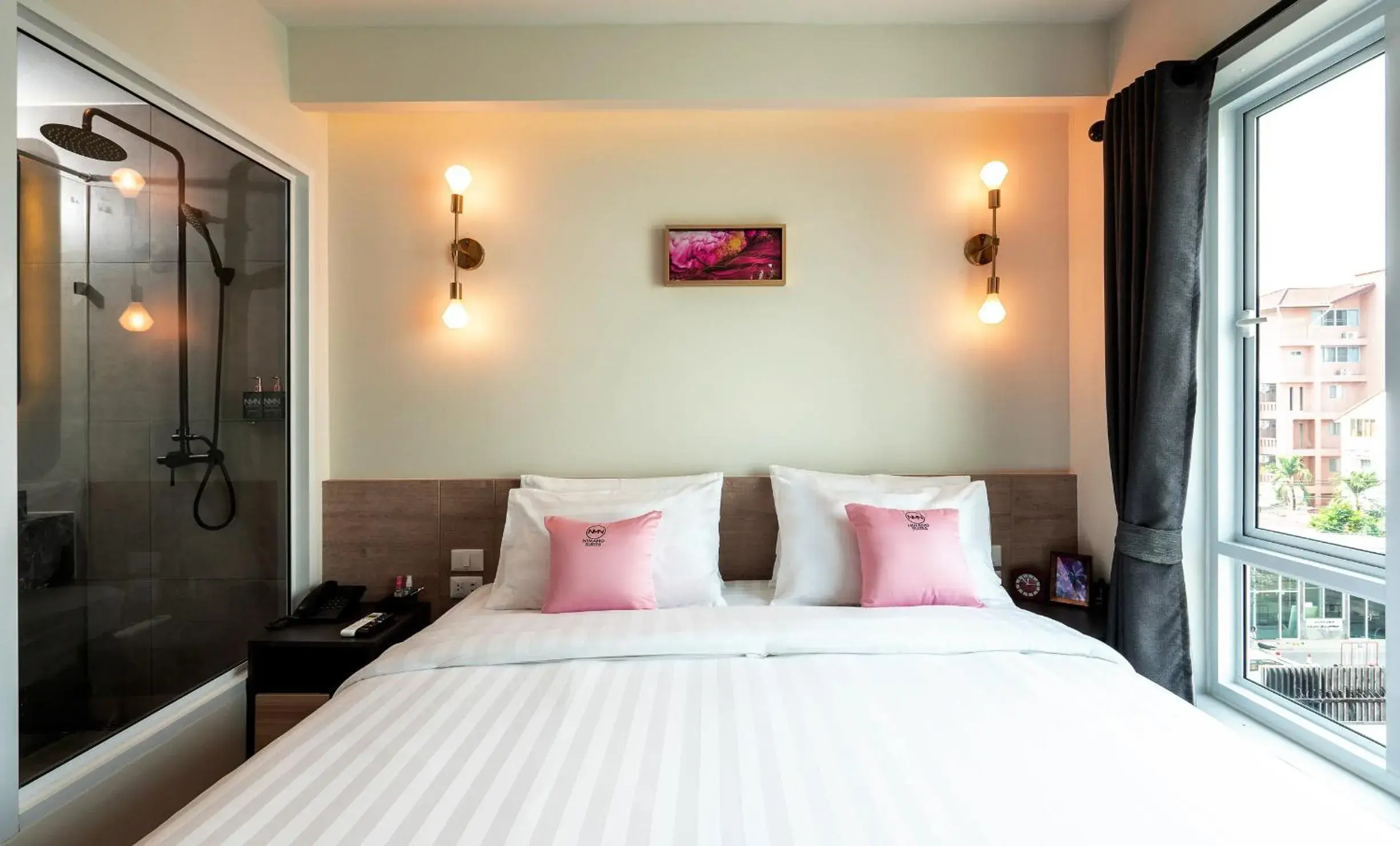 Deluxe Room in NIMANO SUITES Deluxe Room in NIMANO SUITES