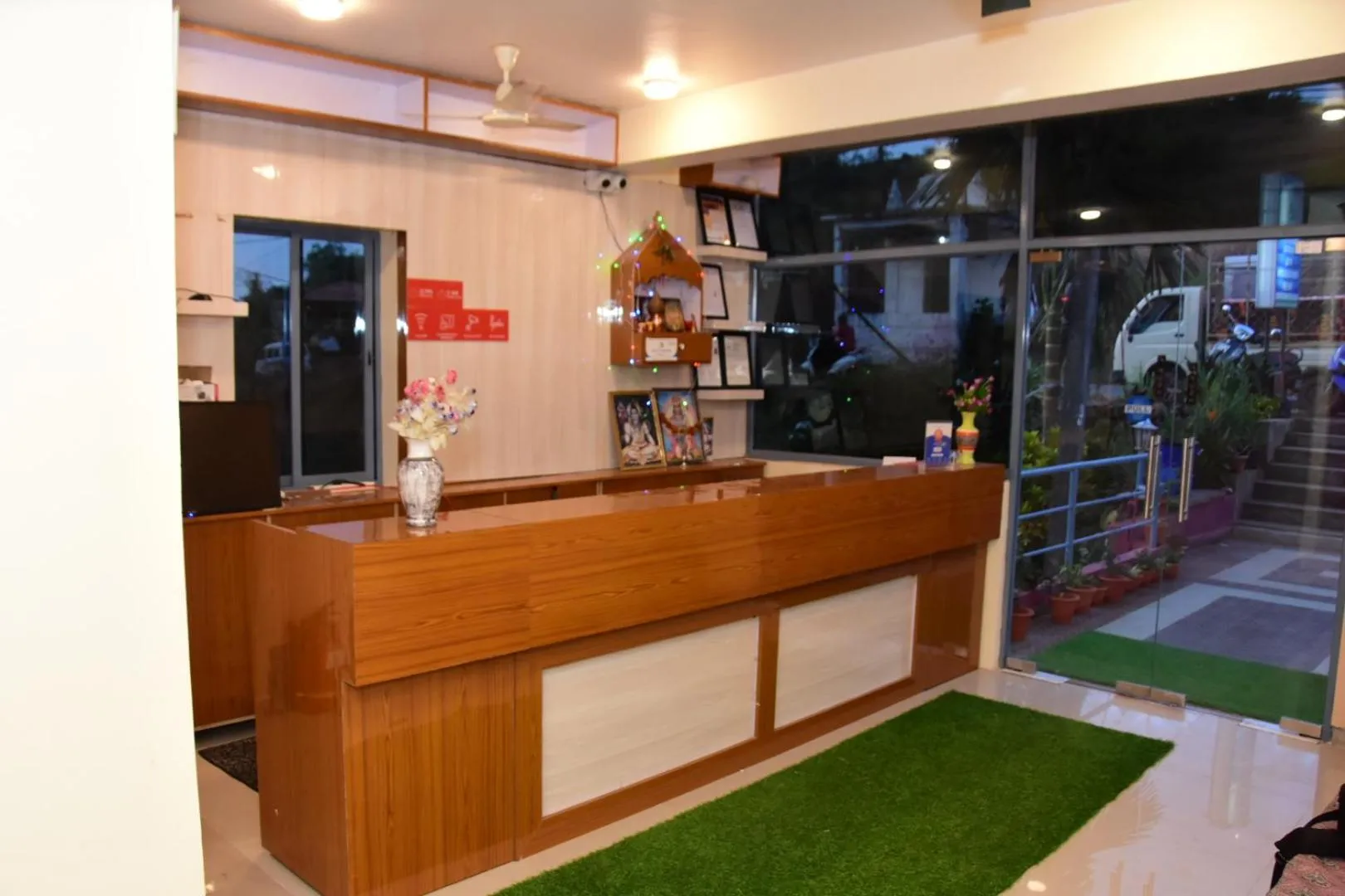 Nightclub / DJ in Hotel Rajeshwar