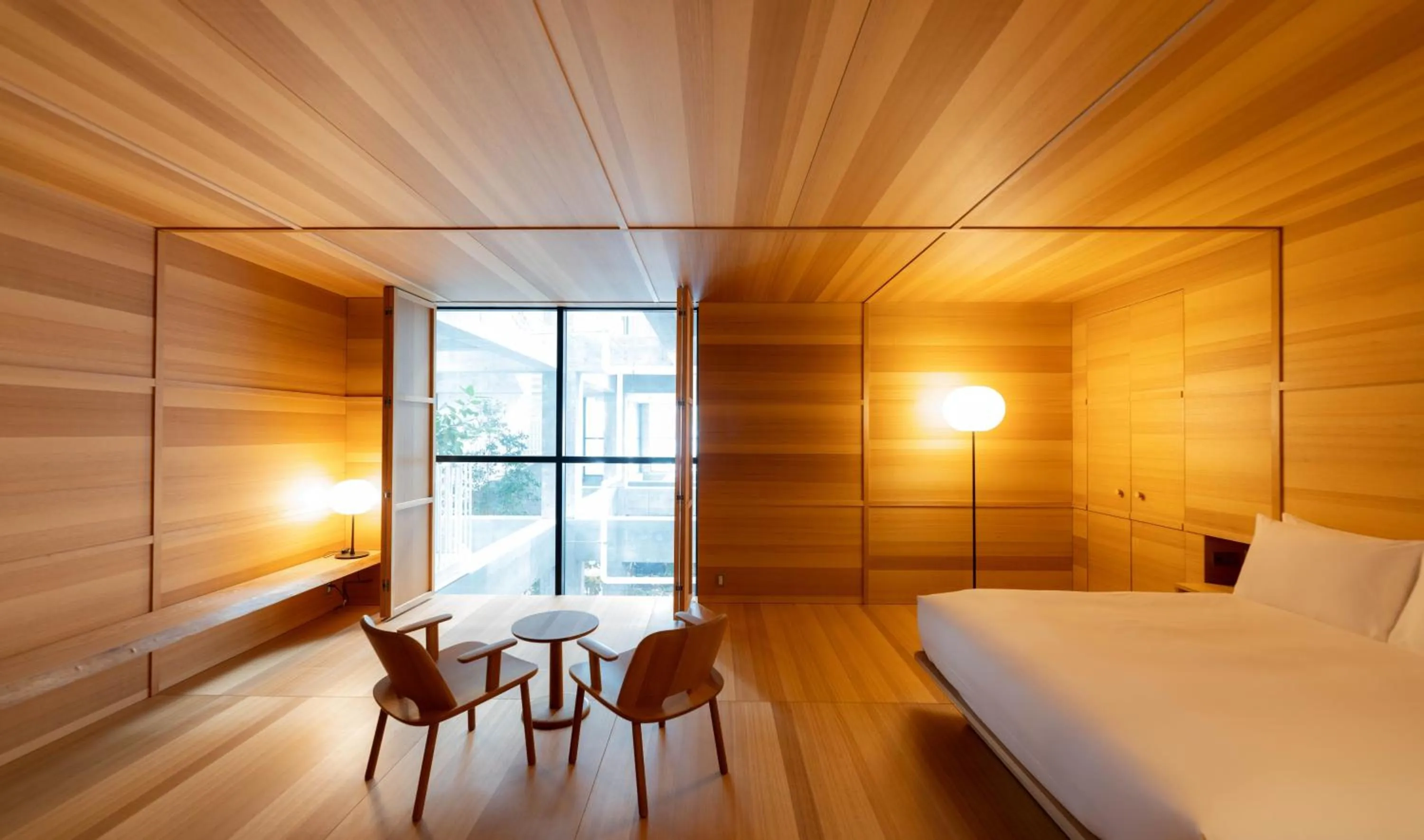 Photo of the whole room, Bed in SHIROIYA HOTEL