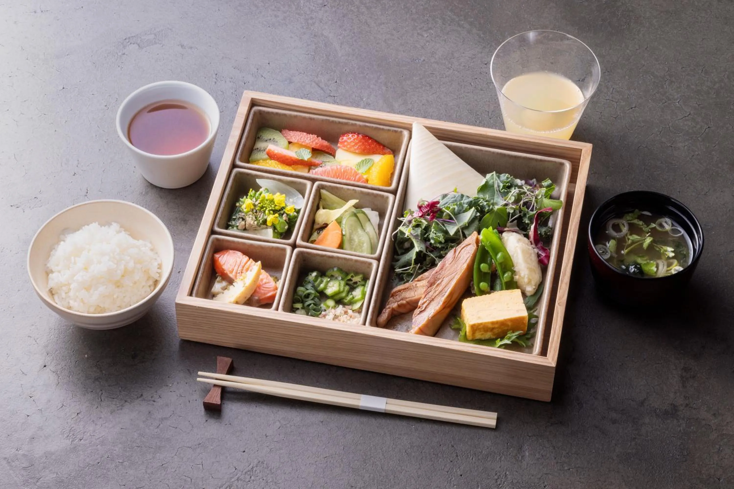 Breakfast in SHIROIYA HOTEL