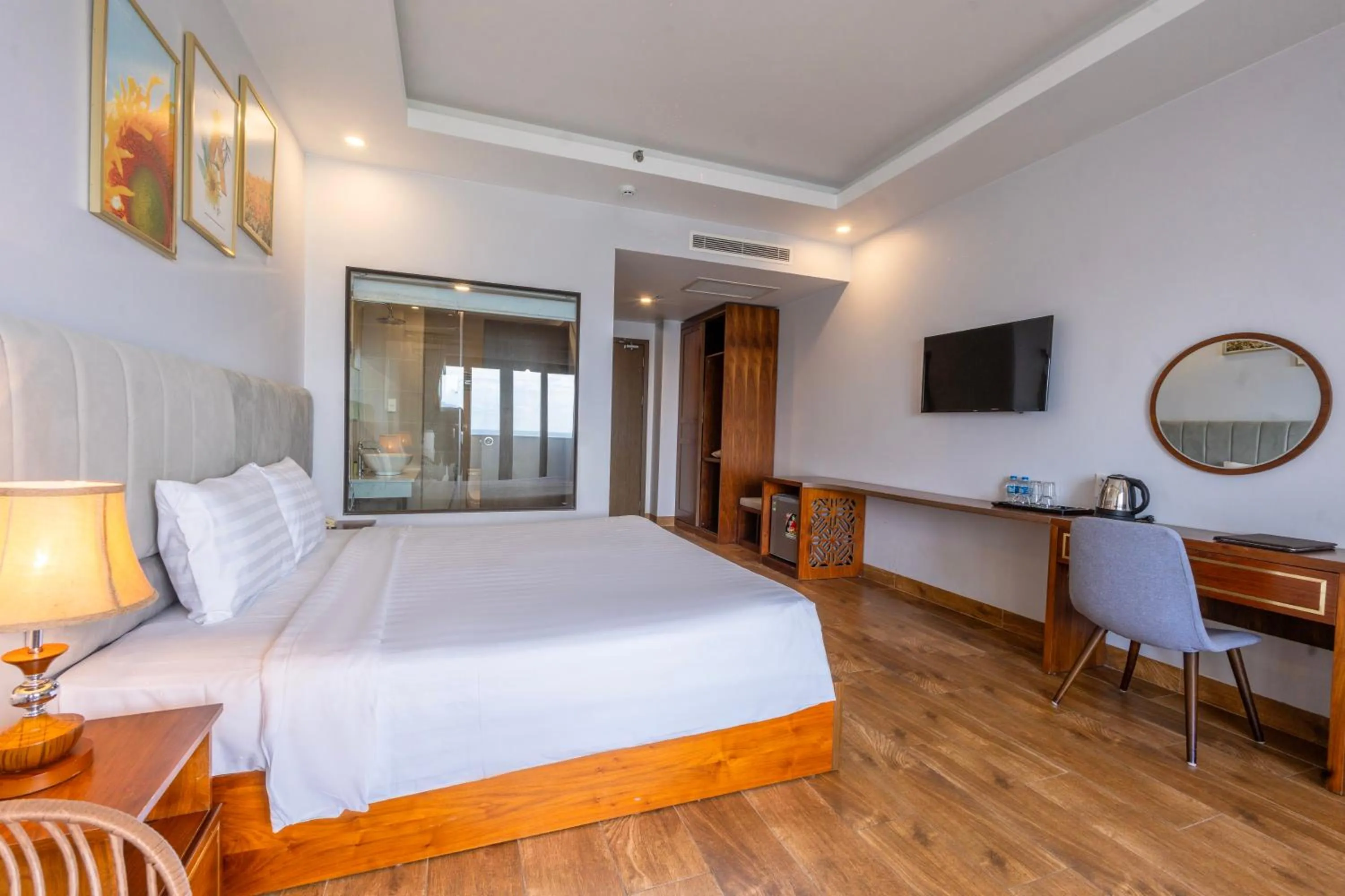 Bed in Maris Beach Hotel Phu Quoc
