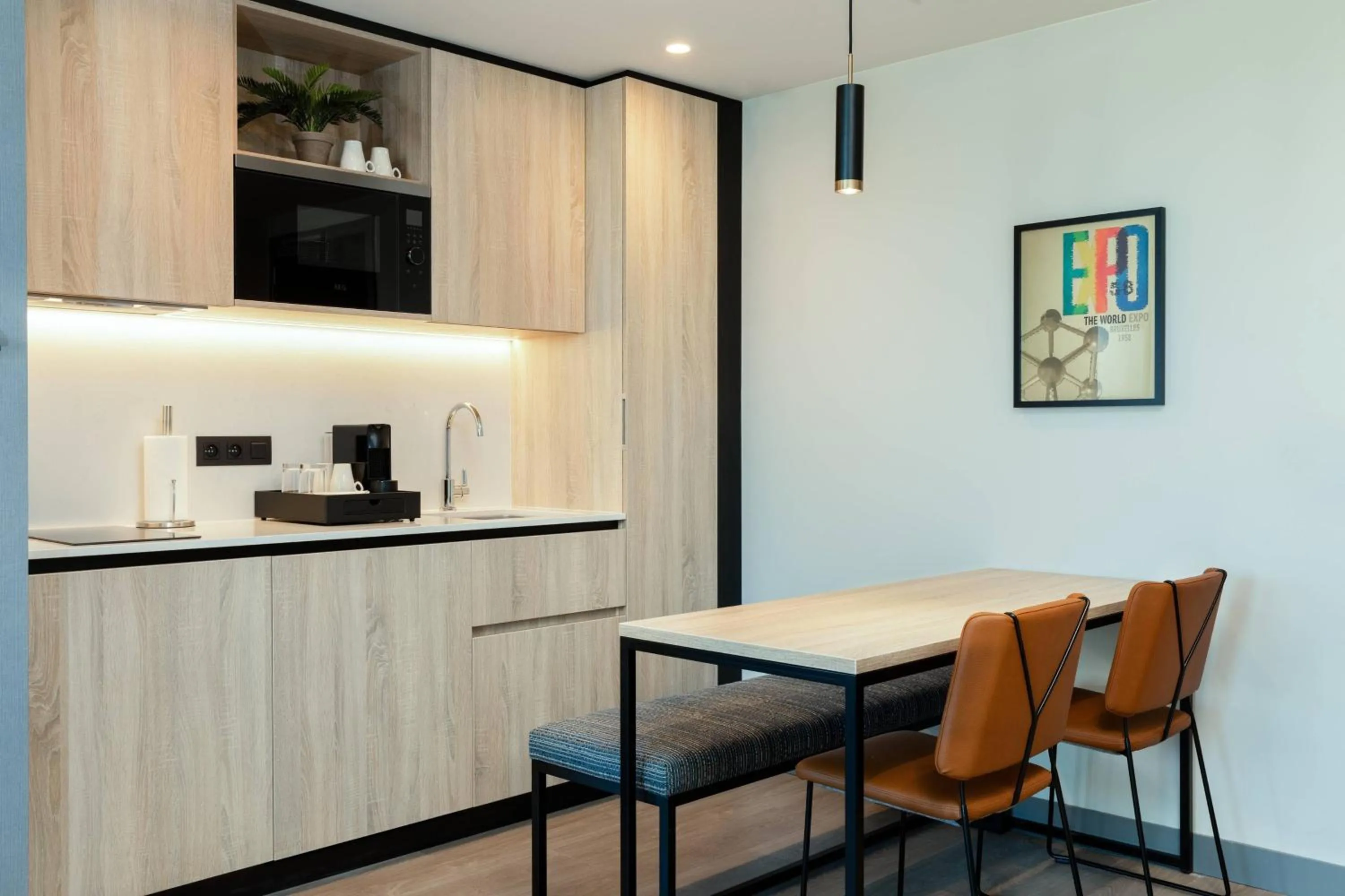 Kitchen or kitchenette in Residence Inn by Marriott Brussels Airport