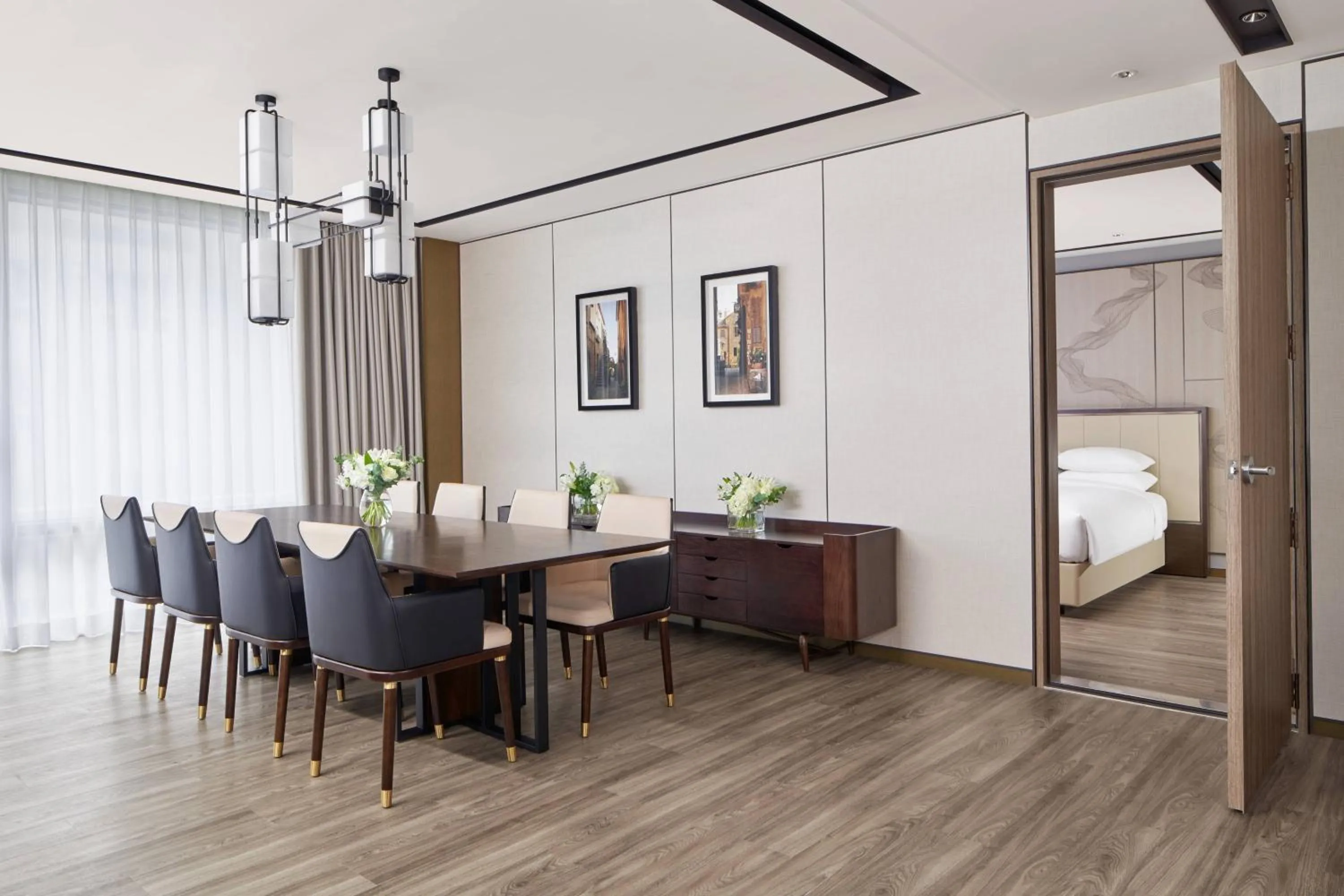 Bedroom, Bed in Daegu Marriott Hotel