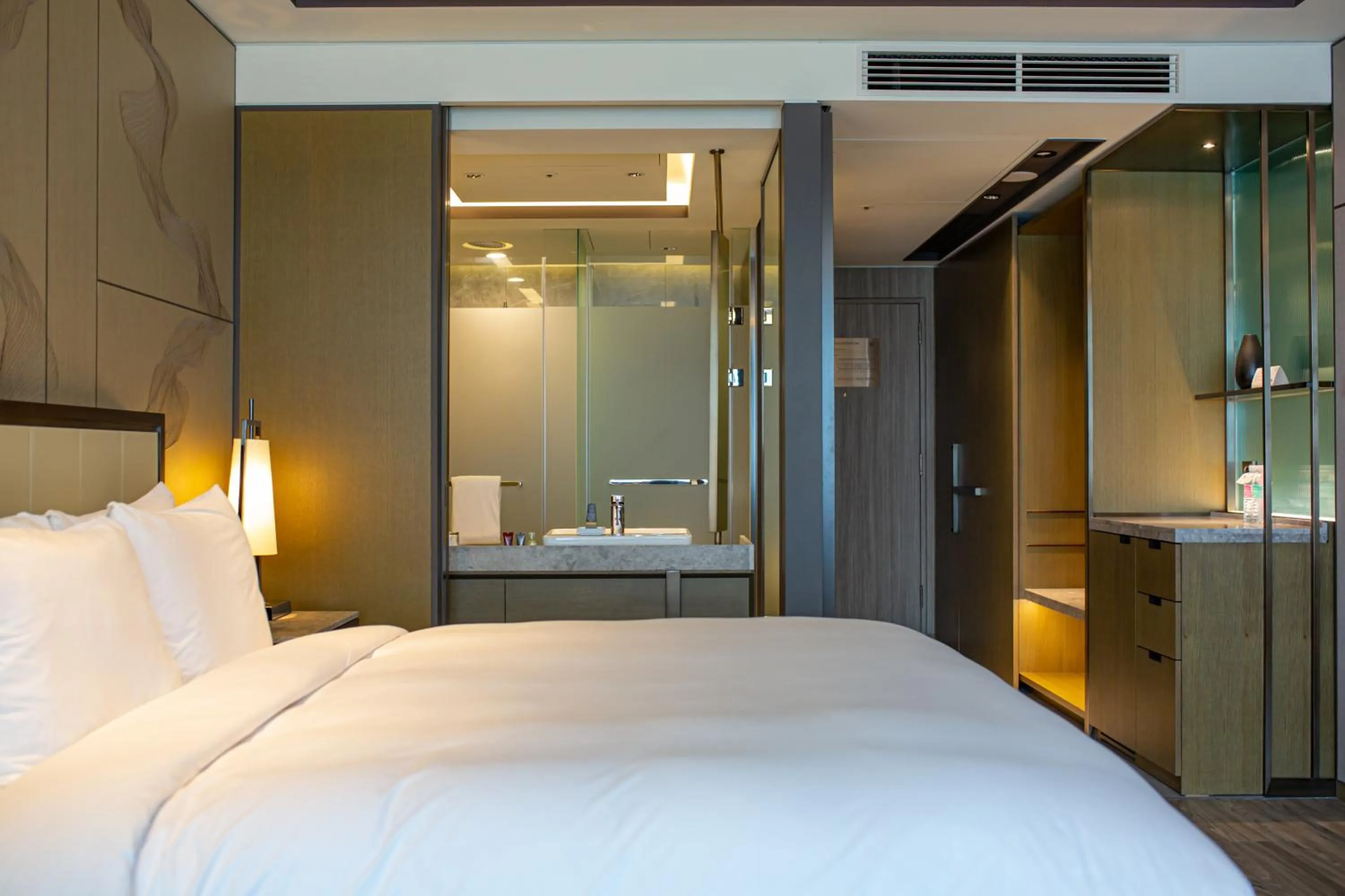 Bed in Daegu Marriott Hotel