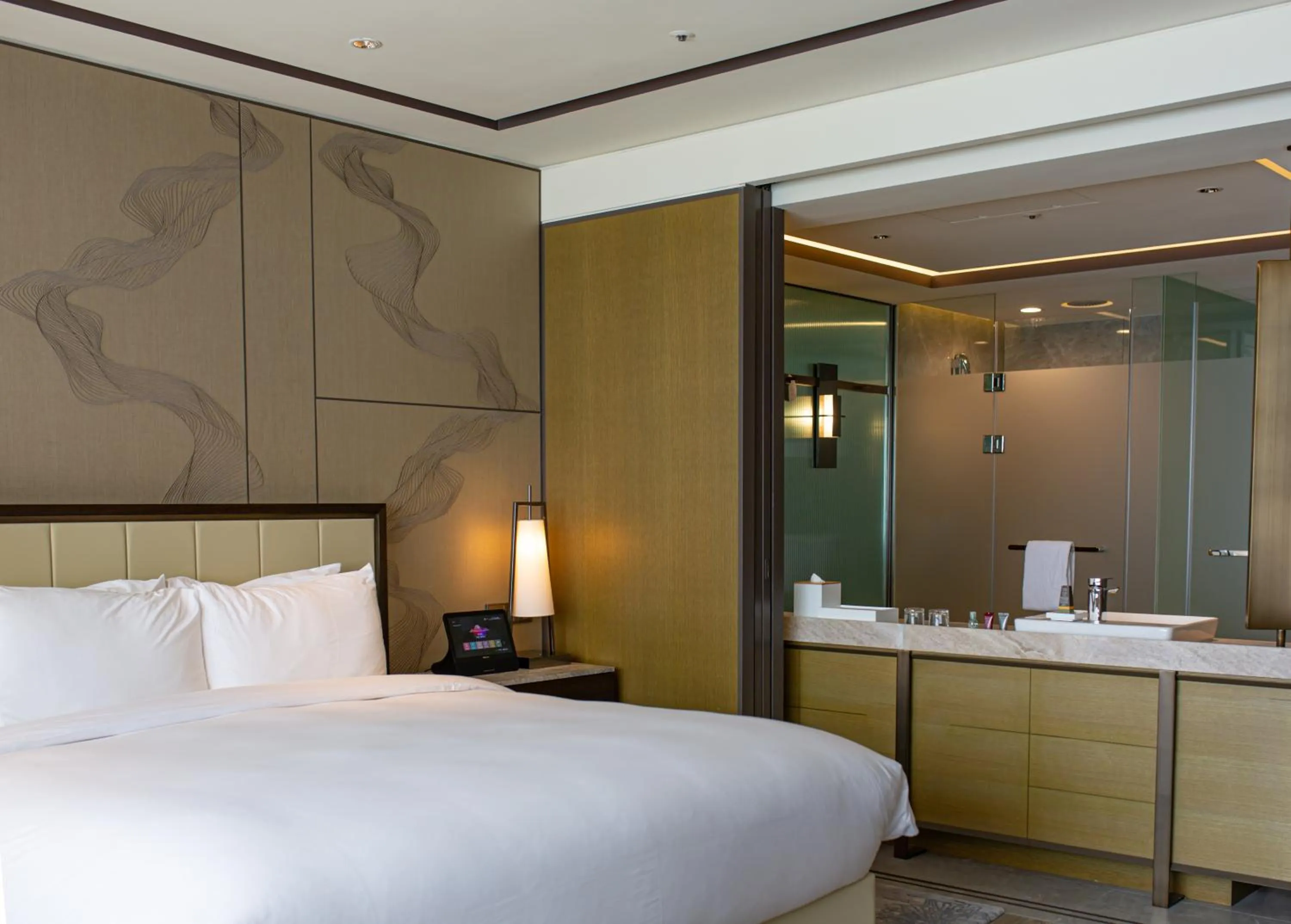 Bed in Daegu Marriott Hotel