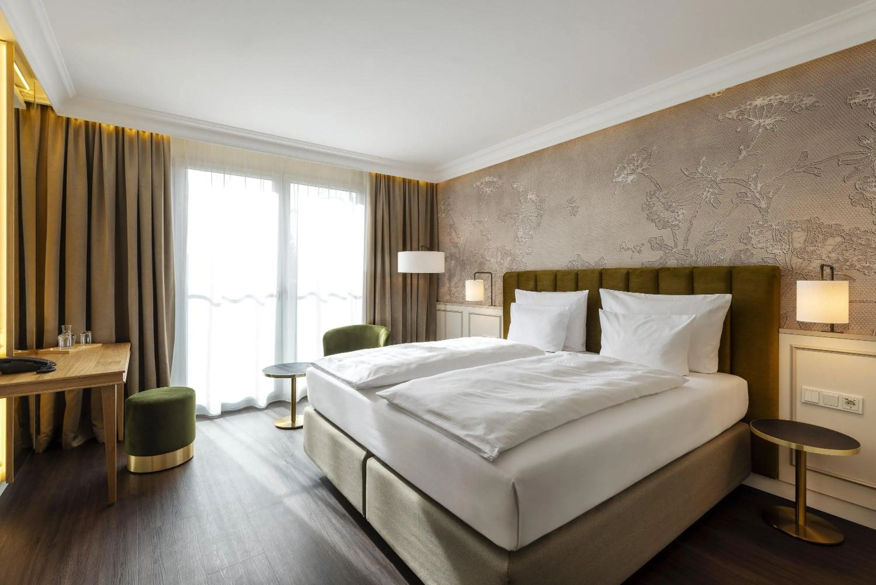 Photo of the whole room, Bed in ARCOTEL Castellani Salzburg