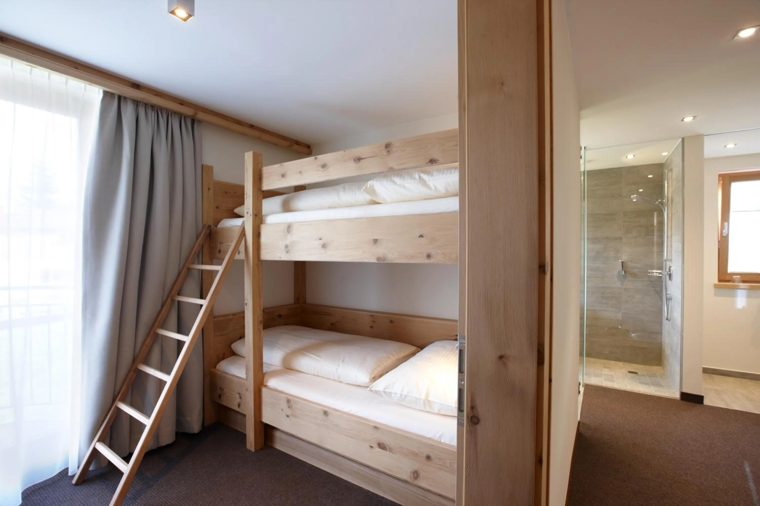 Bed in Hotel Elisabeth, 4 Sterne Superior