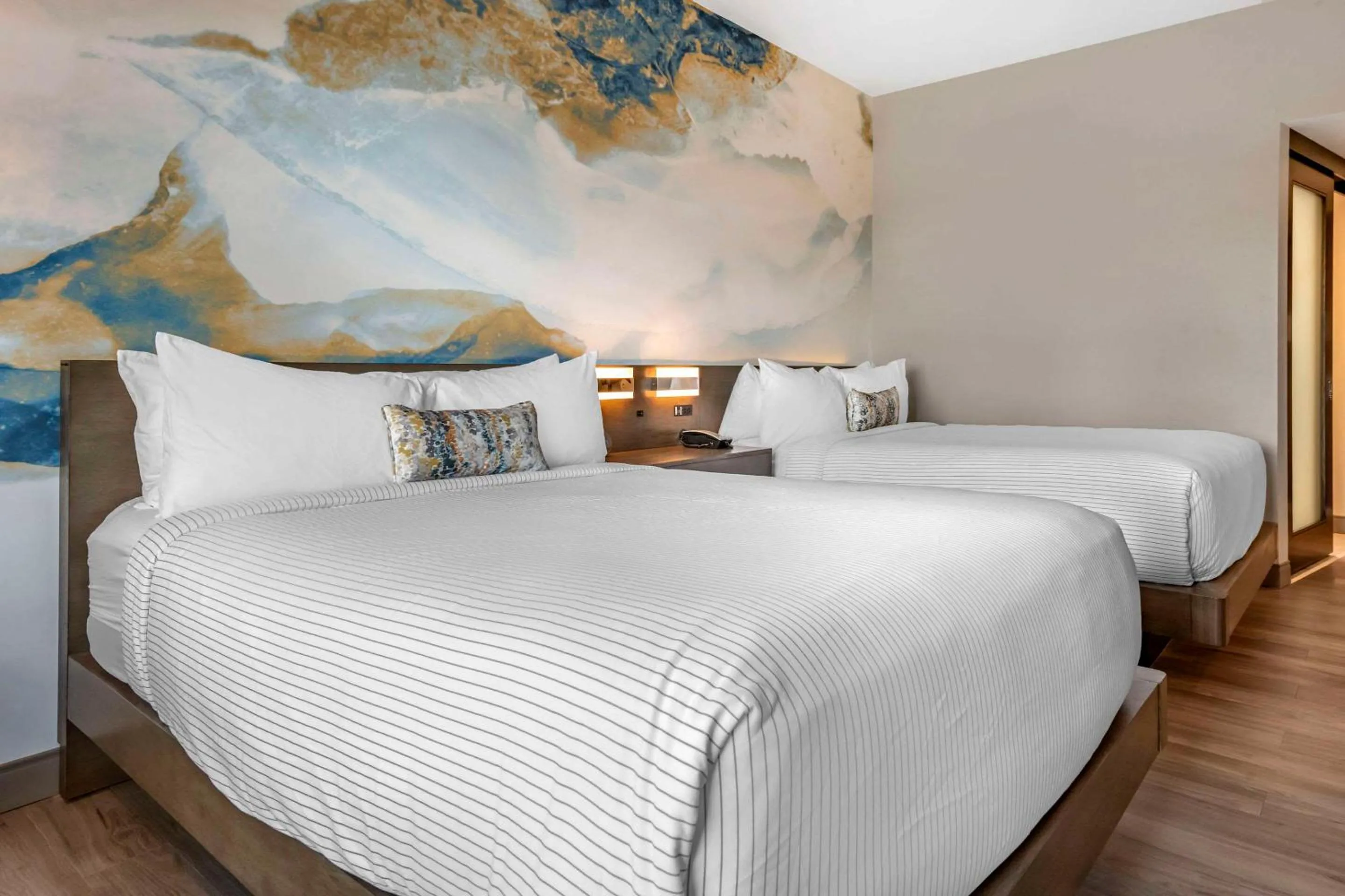 Bedroom, Bed in Cambria Hotel Orlando Airport