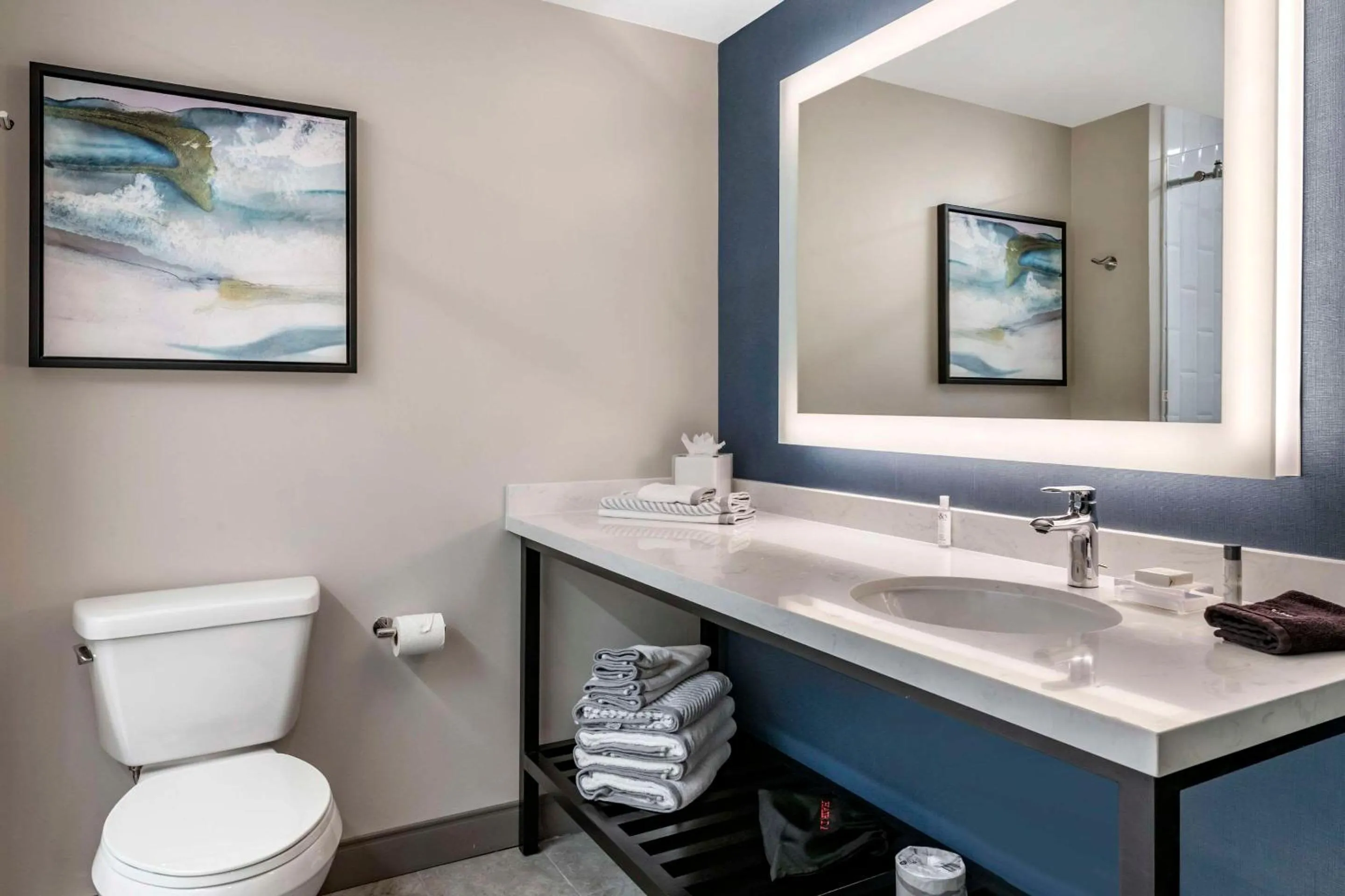 Bathroom in Cambria Hotel Orlando Airport