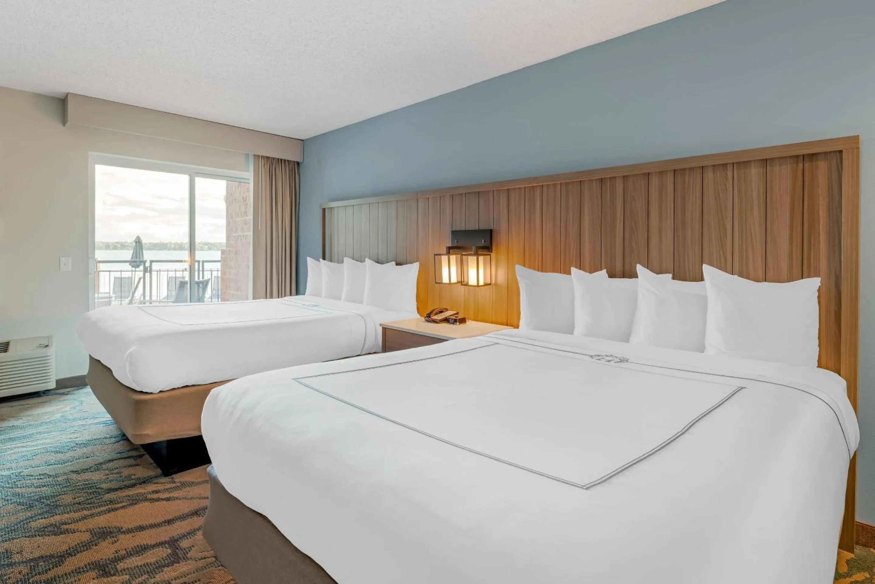 Bedroom, Bed in Heidel House Hotel and Conference Center, an Ascend Collection Hotel
