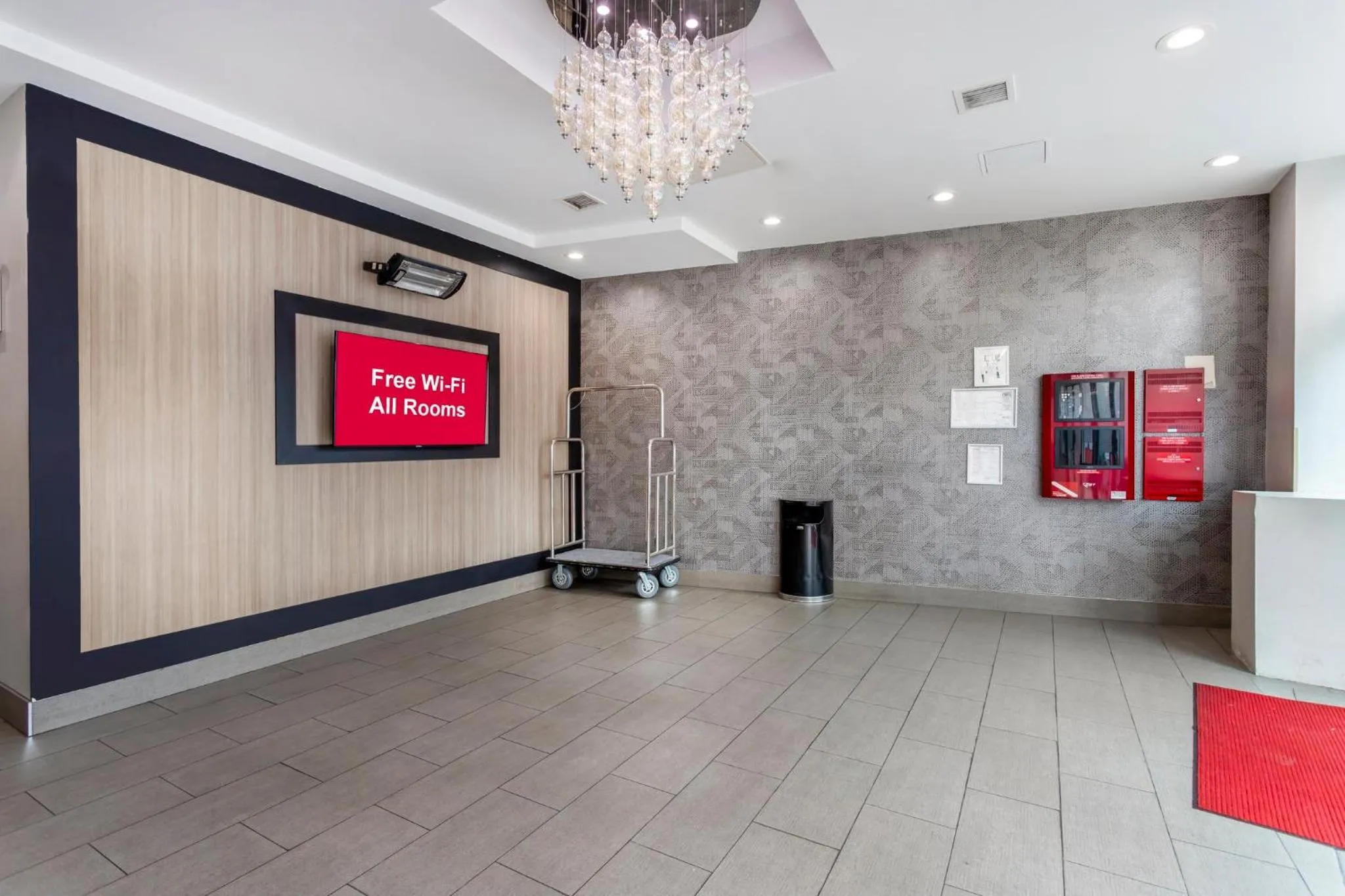 Lobby or reception in Red Roof PLUS Brooklyn - Flatbush Ave