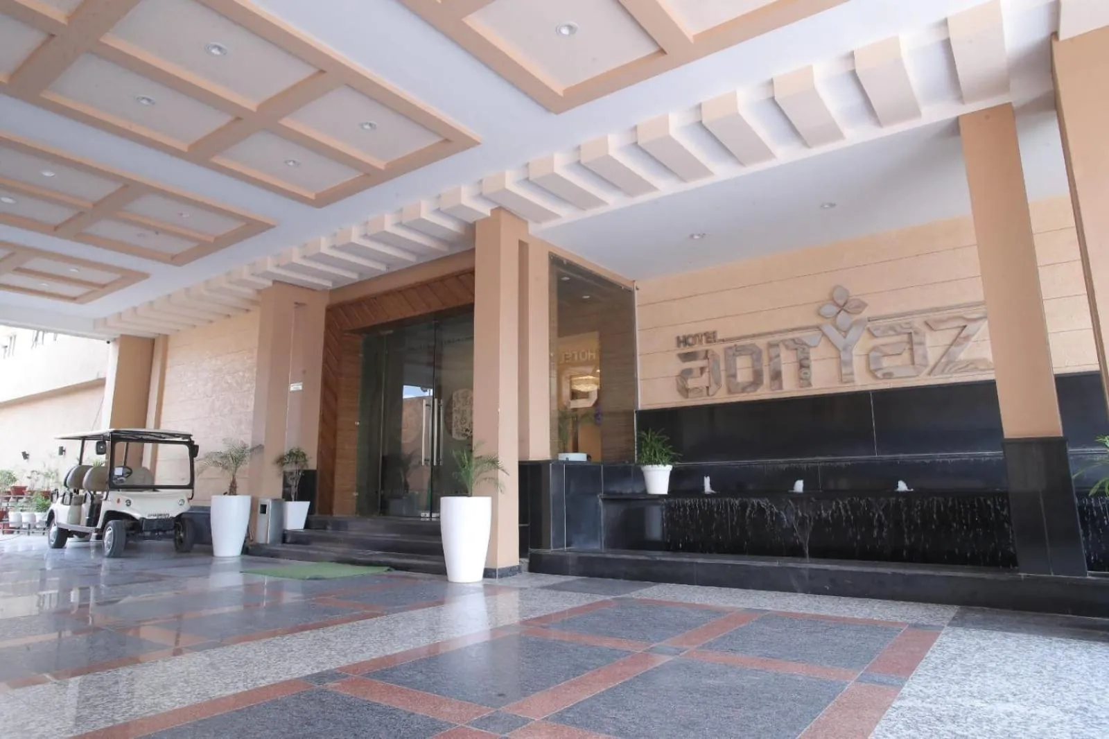 Facade/entrance in Hotel Adityaz