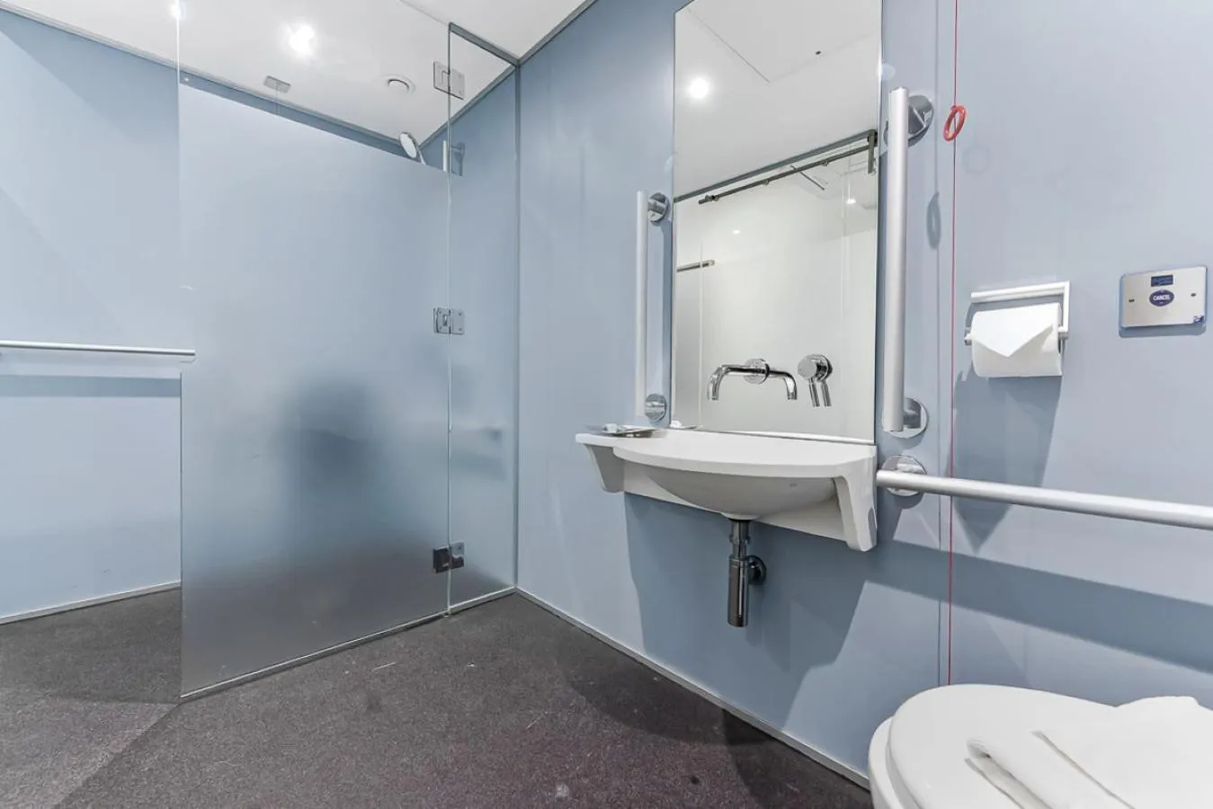 Bathroom in The Z Hotel Strand