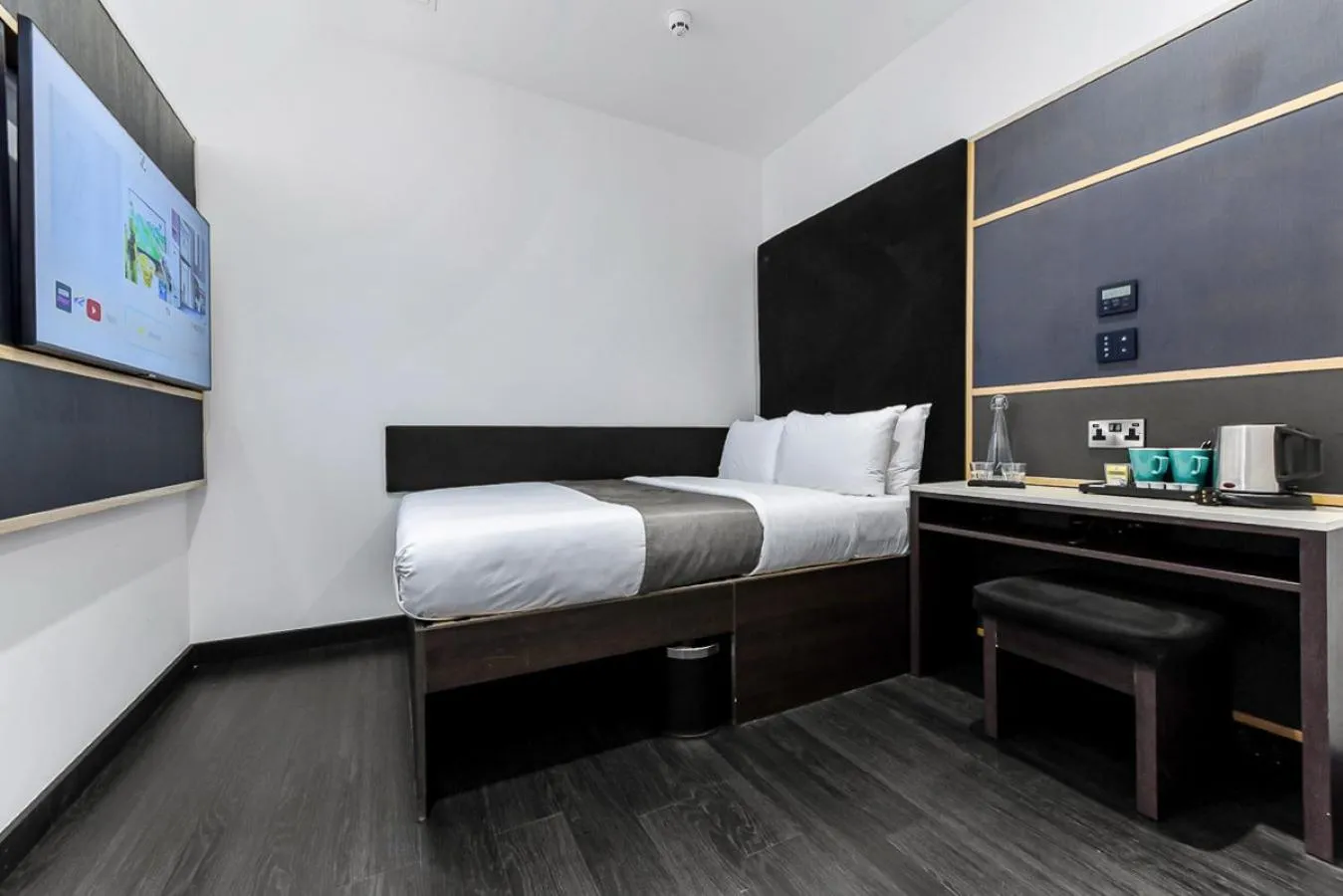 Bedroom, Bed in The Z Hotel Strand