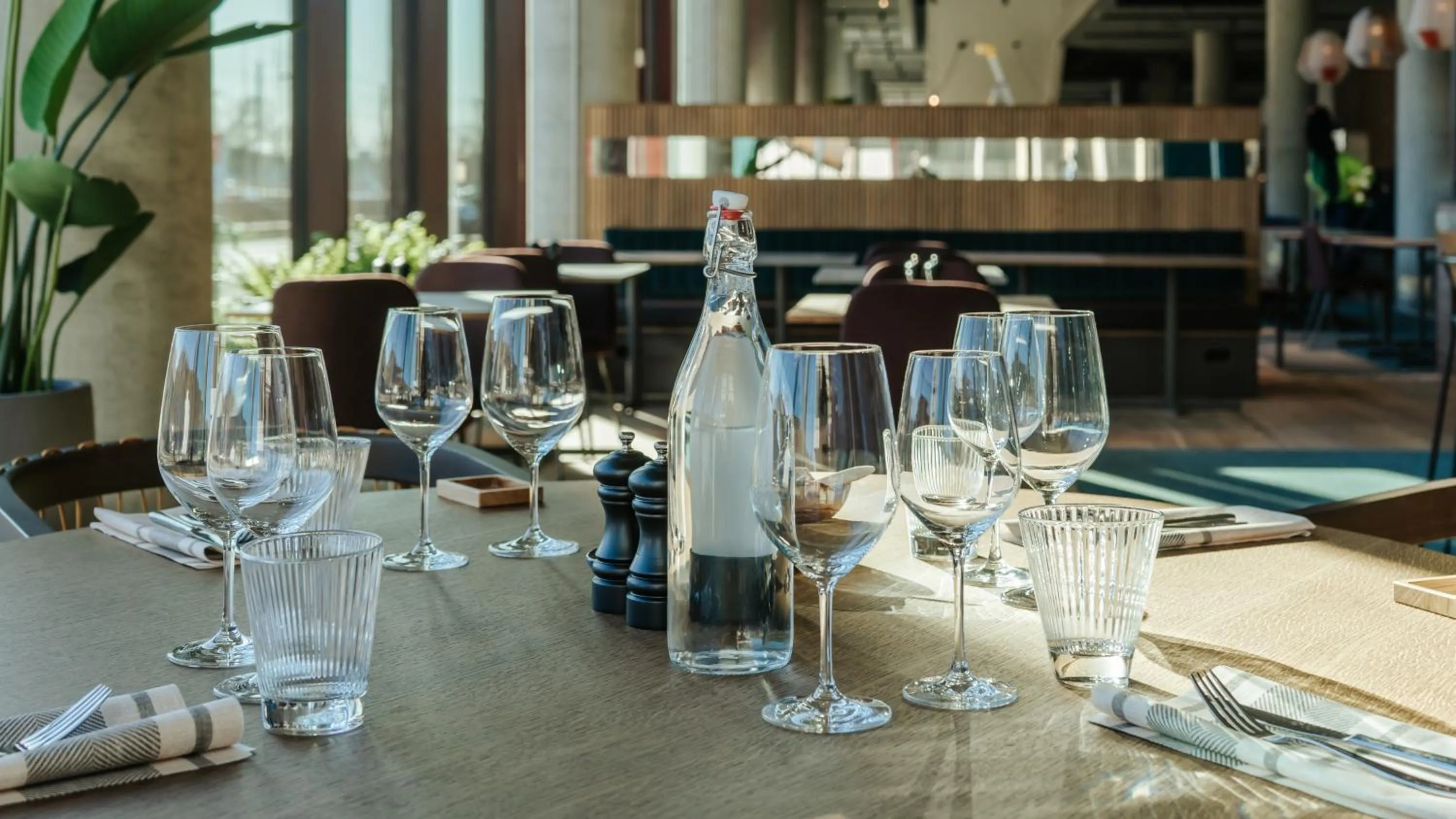 Restaurant/places to eat in Quality Hotel The Weaver