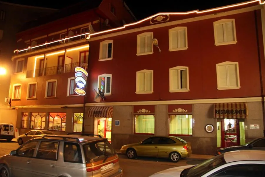 Property building in Hotel Leyton