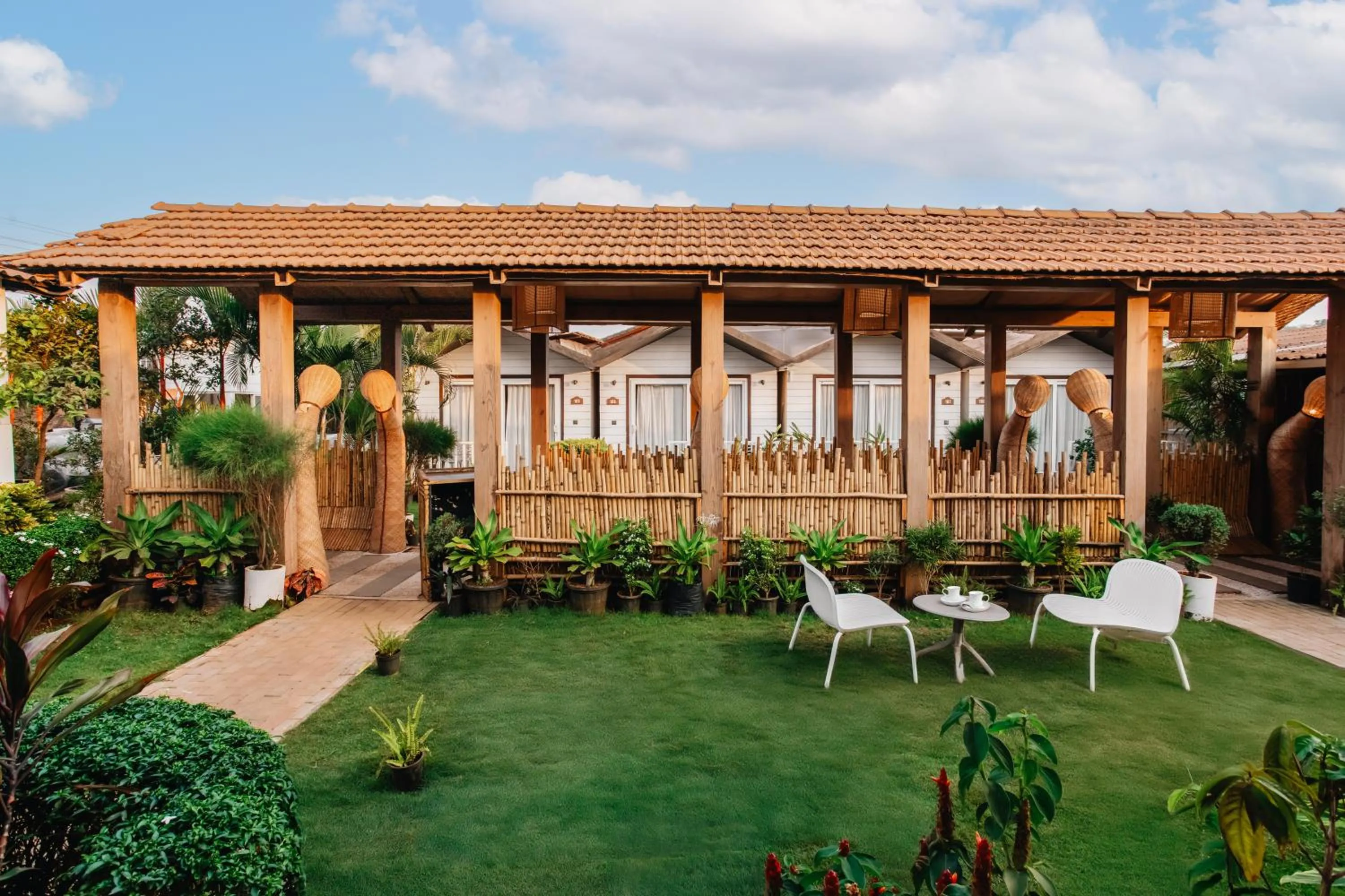 Facade/entrance in Stone Wood Beach Resort, Vagator