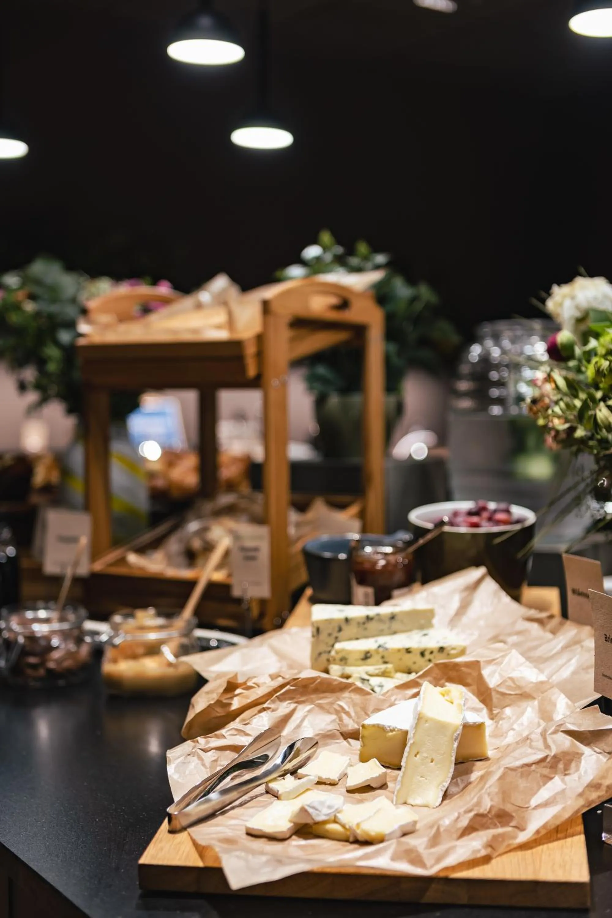 Buffet breakfast in Quality Hotel Ramsalt