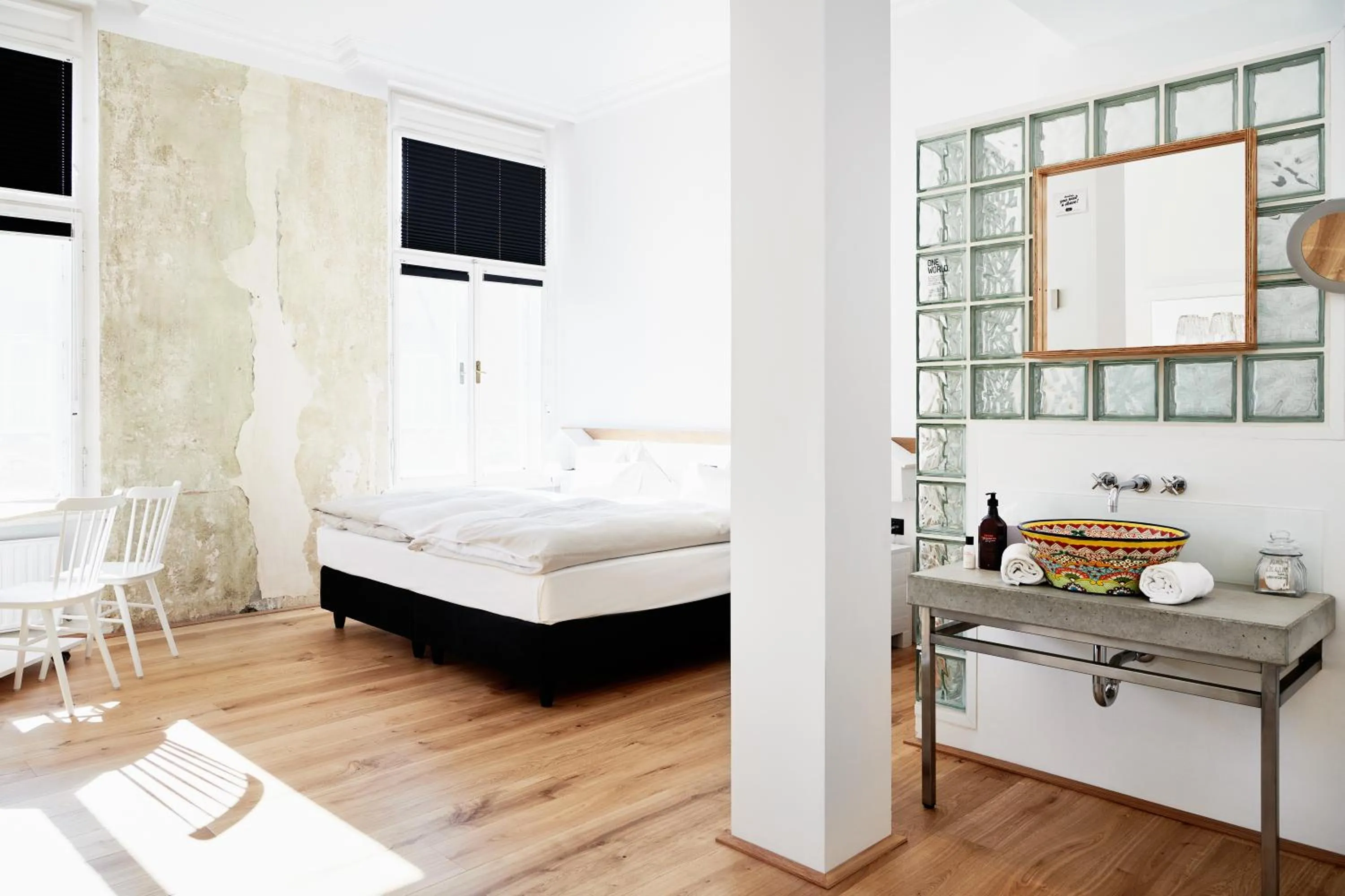 Bed in Grand Hôtel Wiesler - Centre of Graz