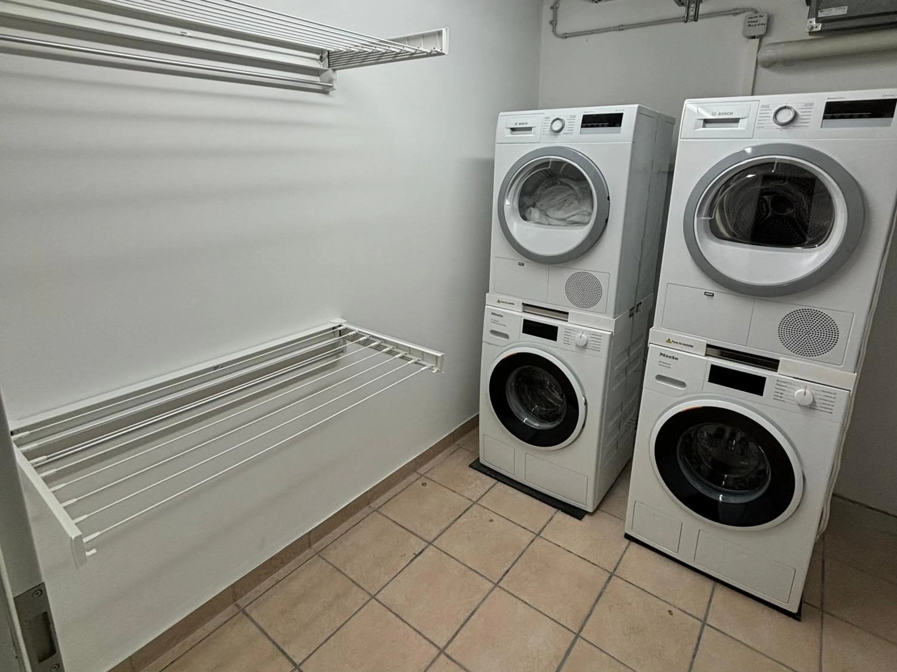 washing machine in E&D Hotel Rodgau