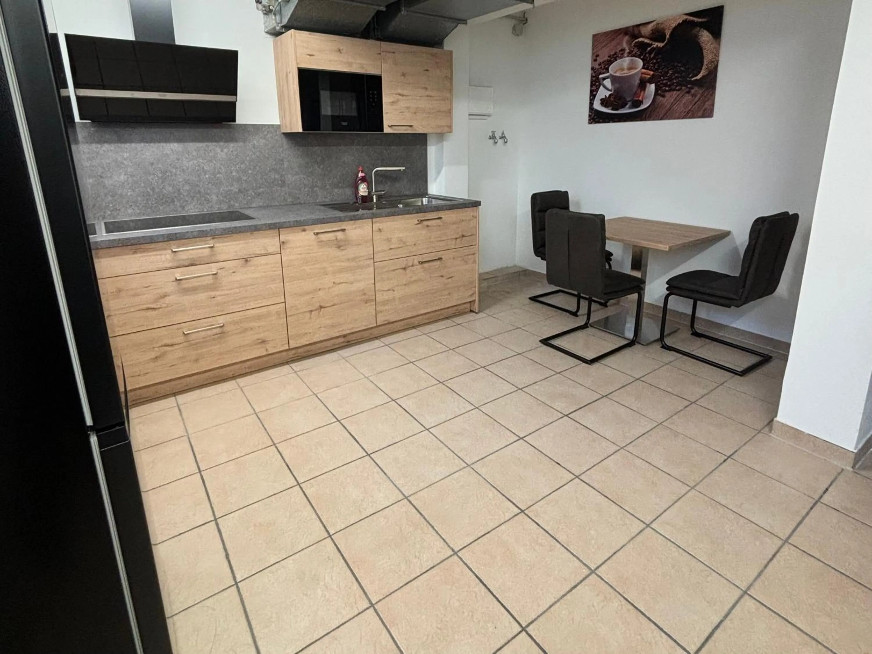 kitchen in E&D Hotel Rodgau