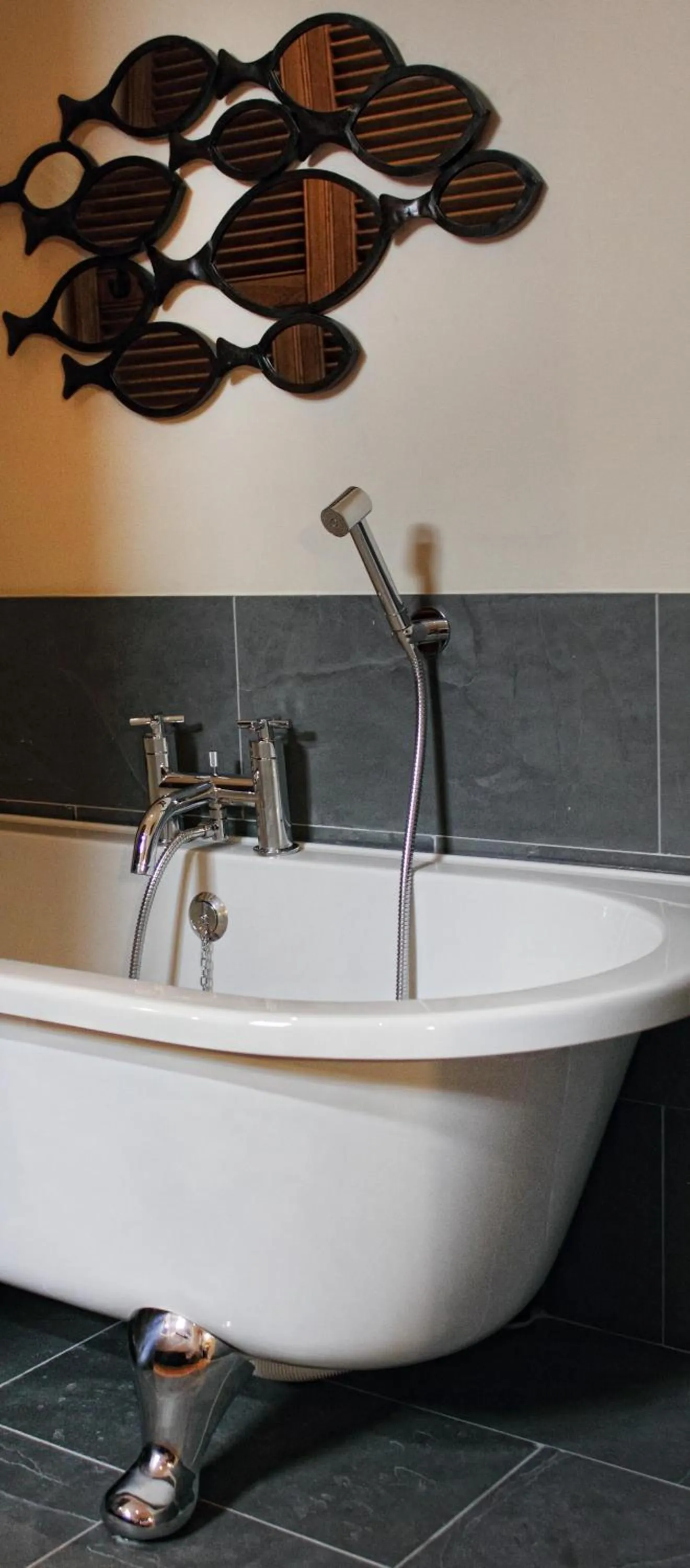 Bathroom in The Fountaine Inn