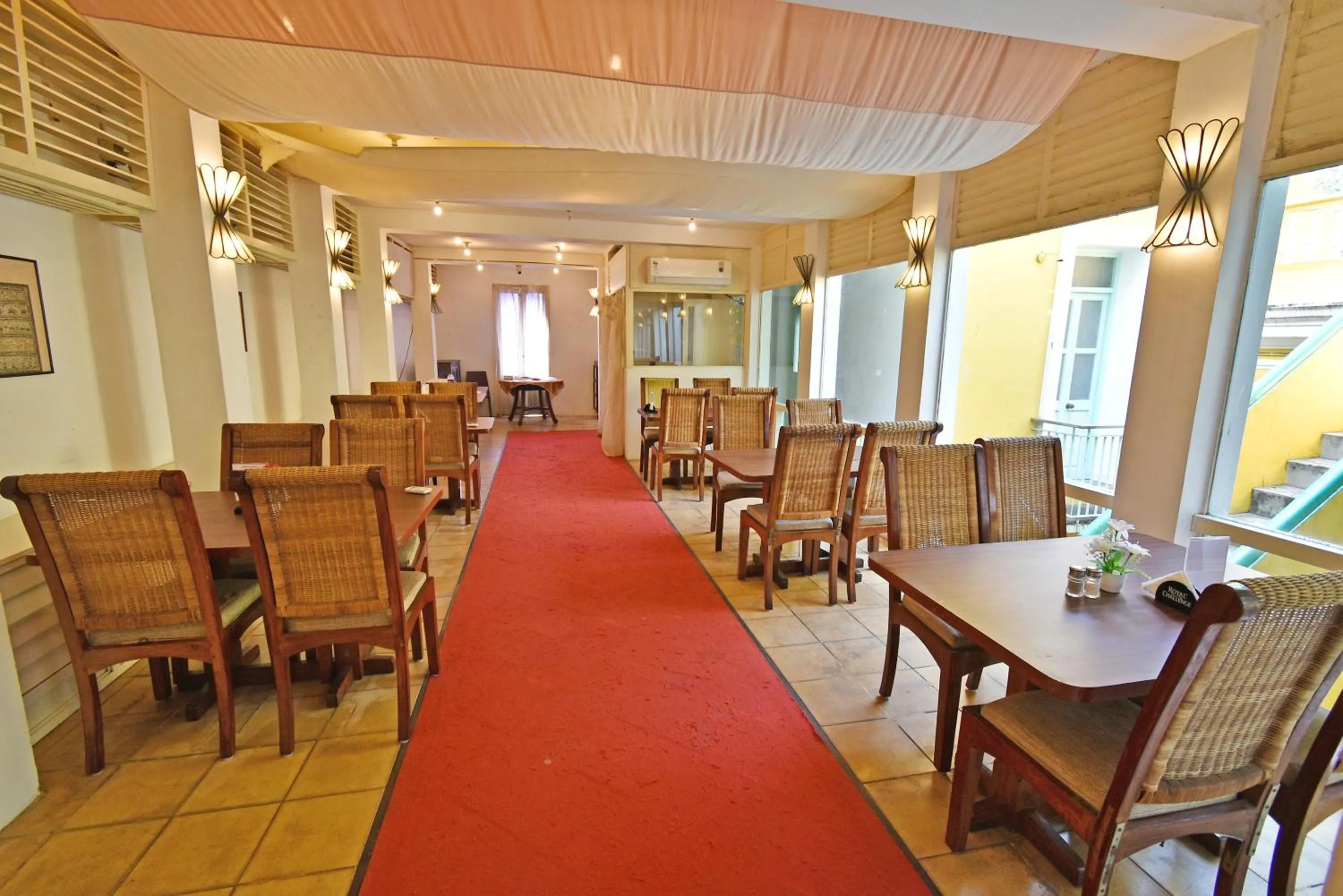 Breakfast in Hotel Villa Des Gouverneurs