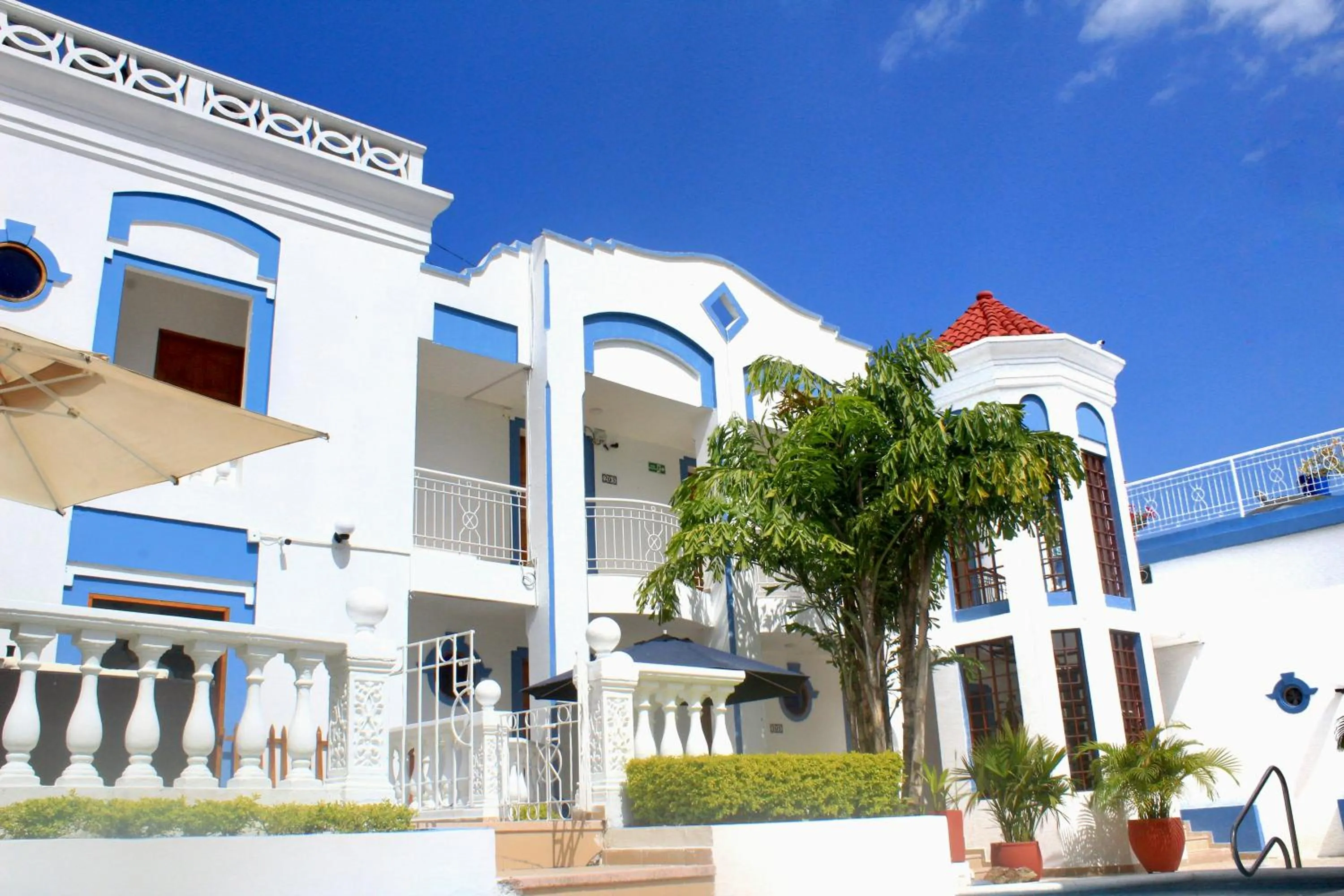 Property building in Hotel Corozal Plaza