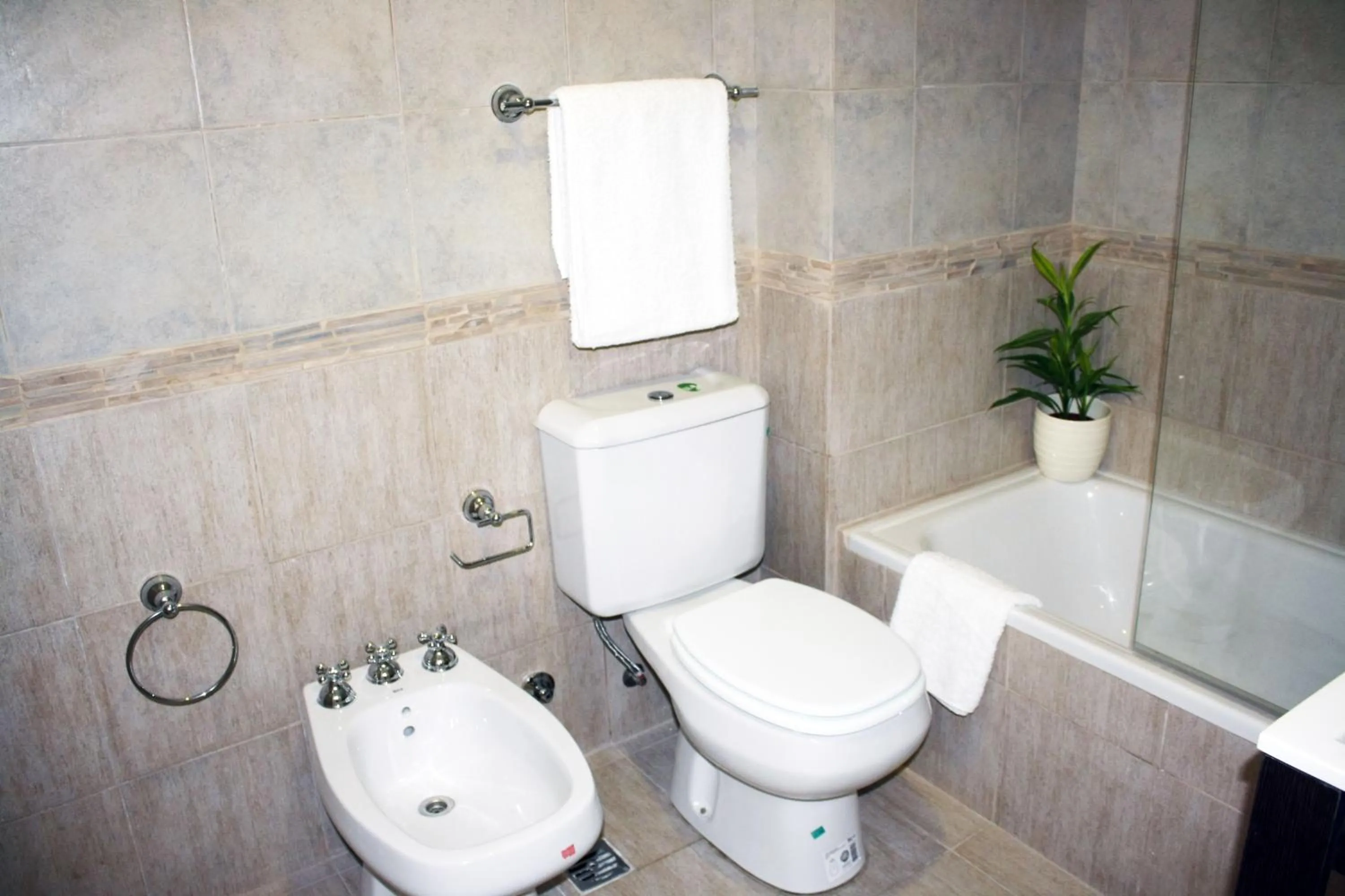 Bathroom in Arenales Suites