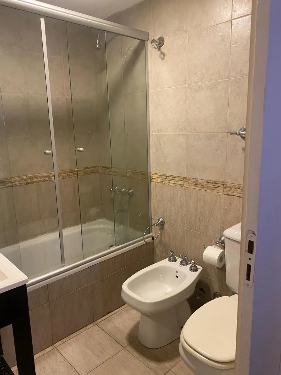 Bathroom in Arenales Suites