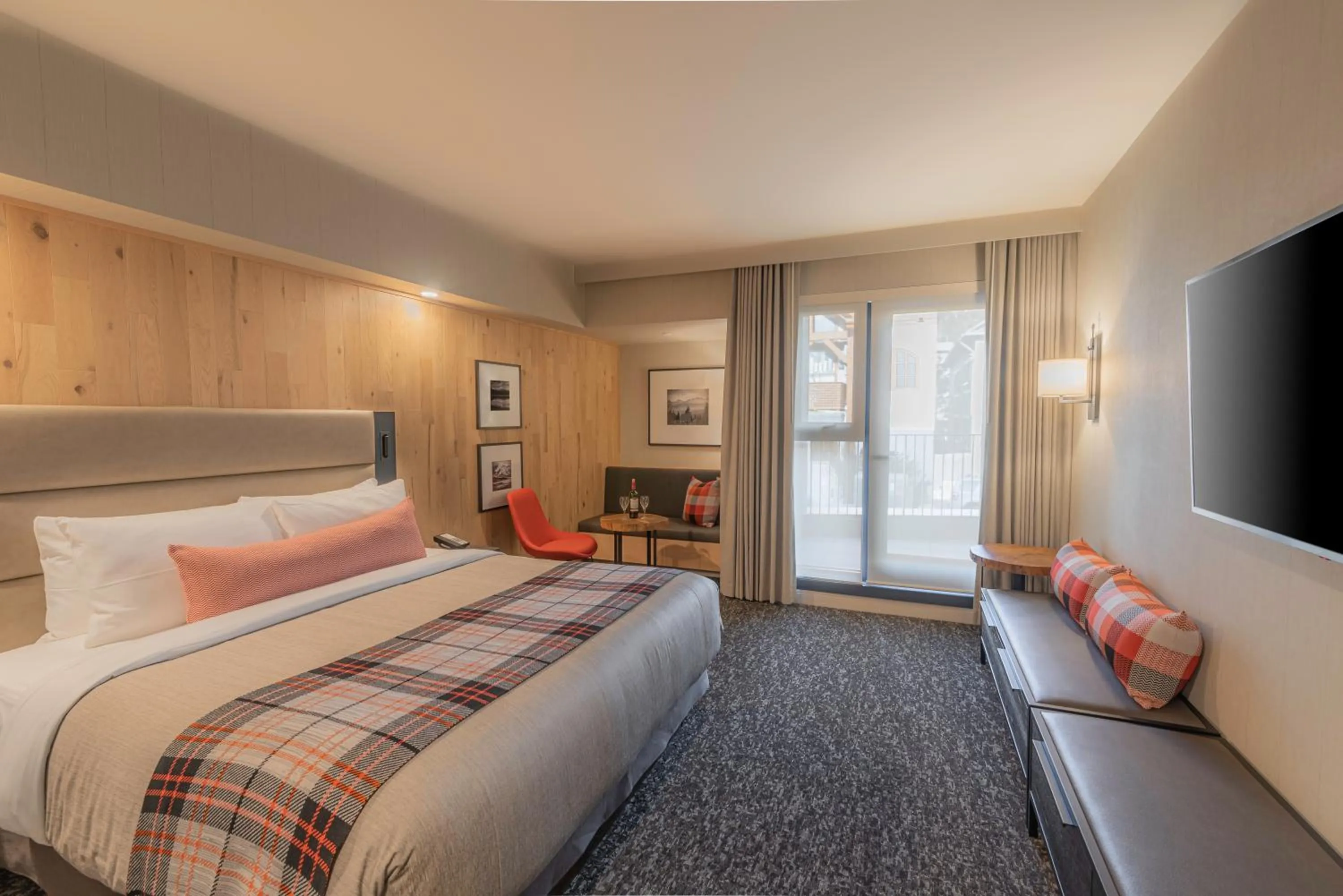 Junior Studio, 1 King bed, Back Alley View with Balcony in Peaks Hotel and Suites