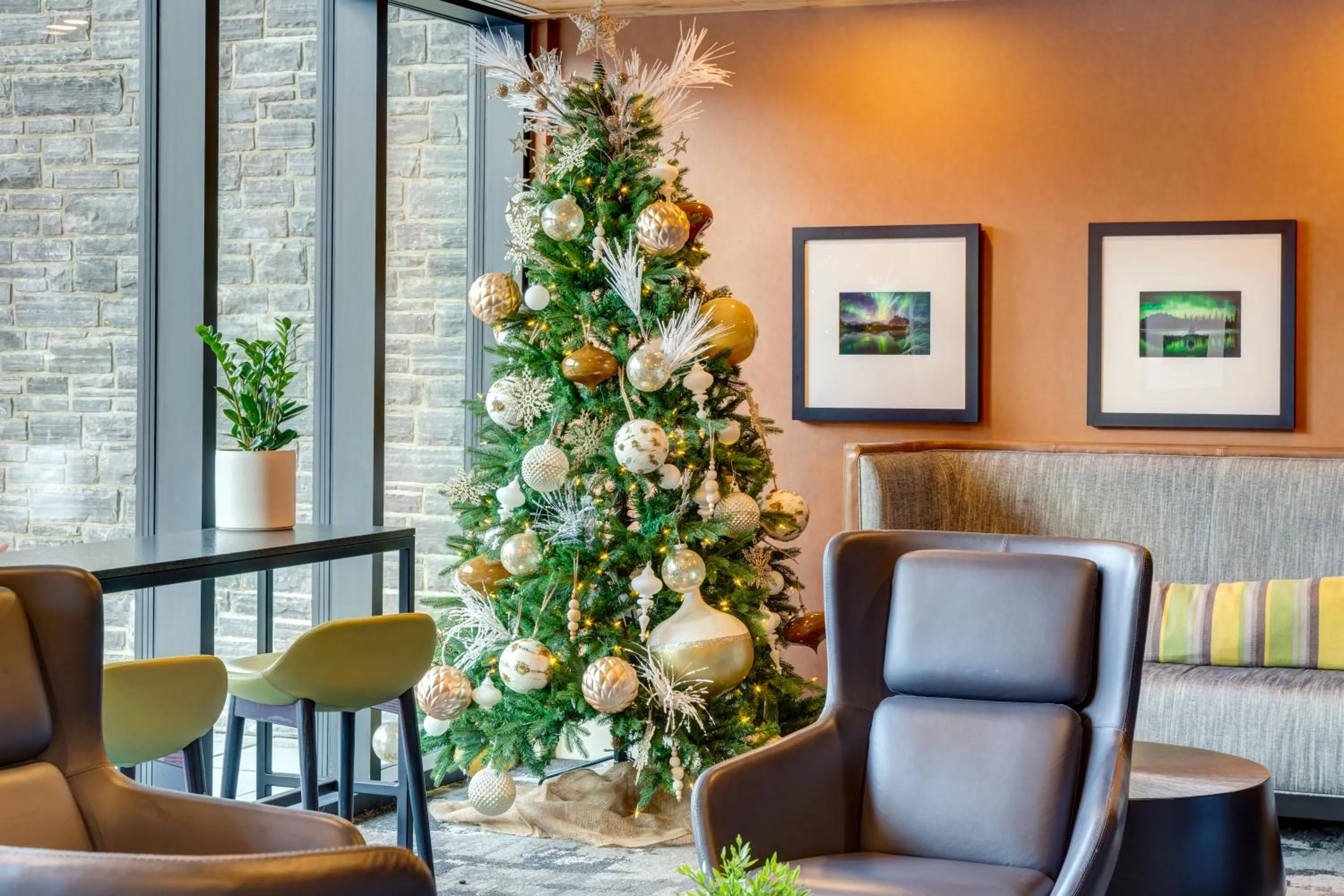 Lobby or reception in Peaks Hotel and Suites