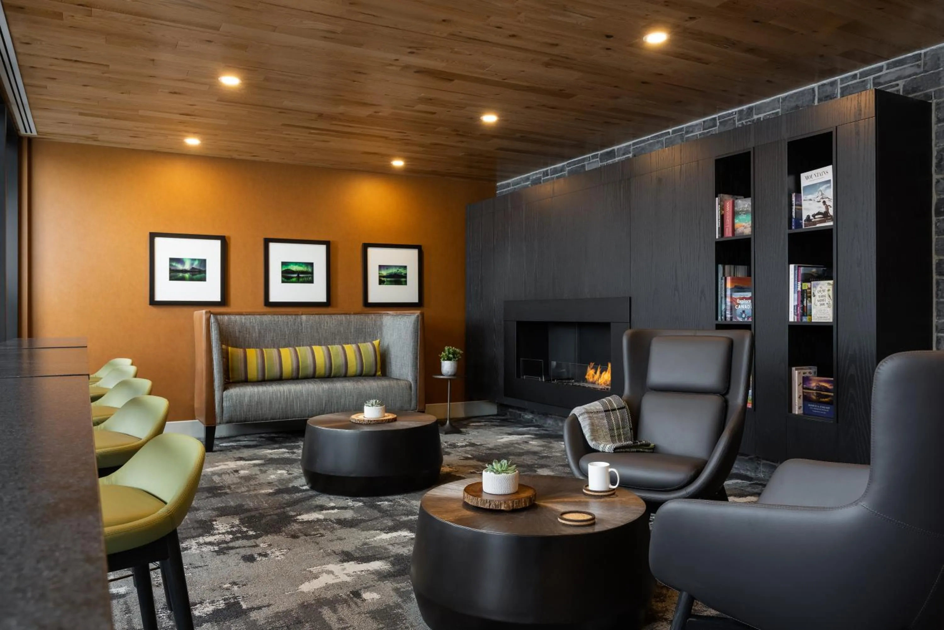 Lobby or reception in Peaks Hotel and Suites