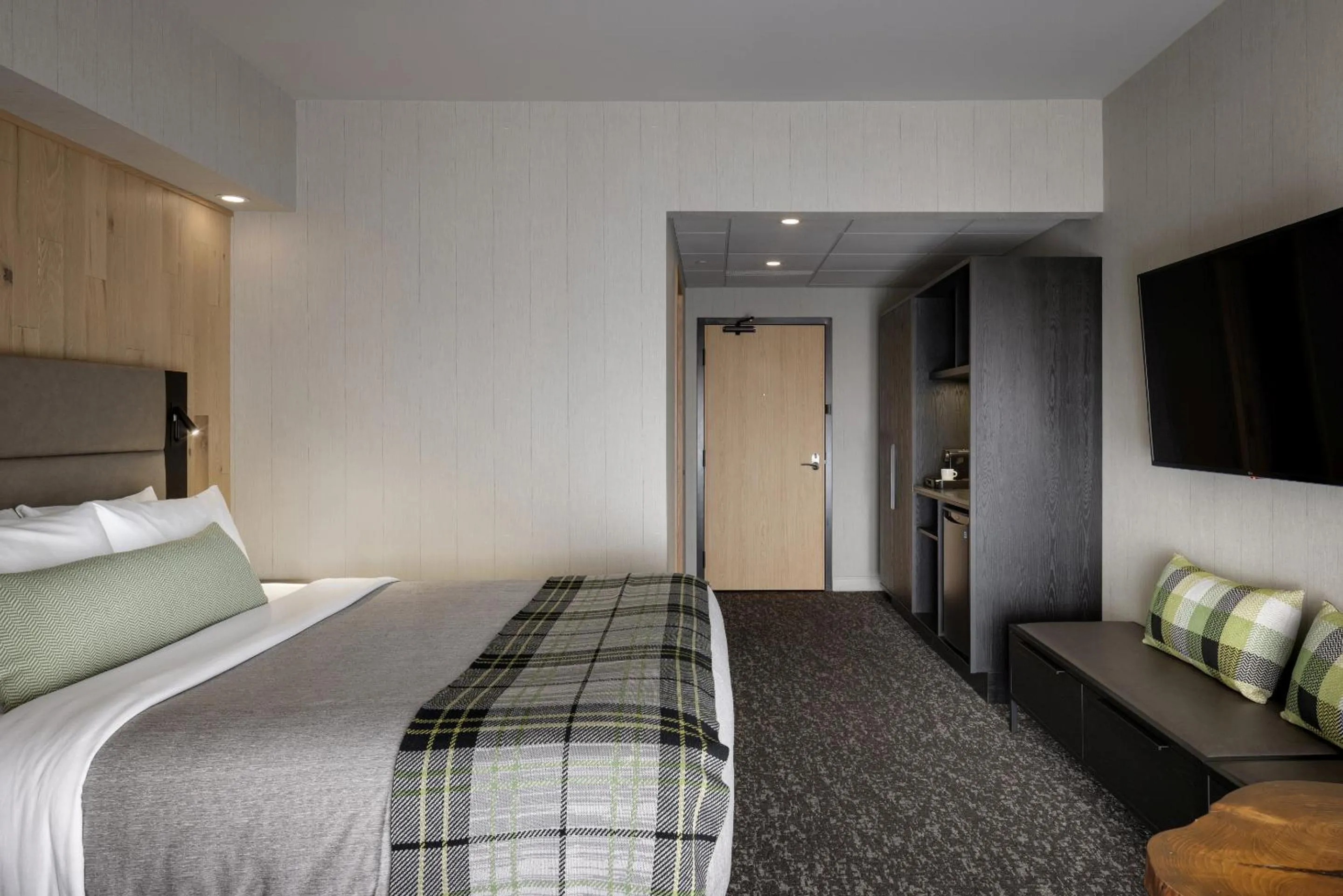 Bed in Peaks Hotel and Suites